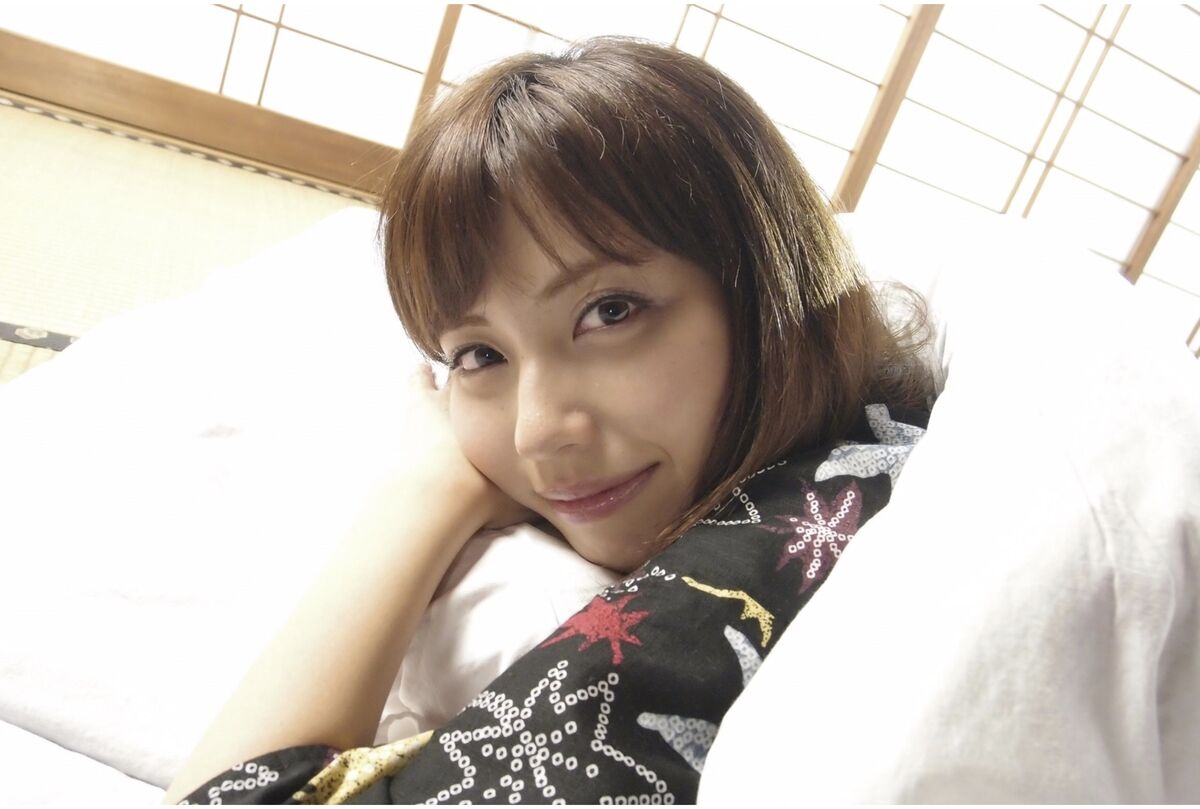 Miyuki Yokoyama 横山美雪 - オトナのお泊りデート MAXING美少女写真集