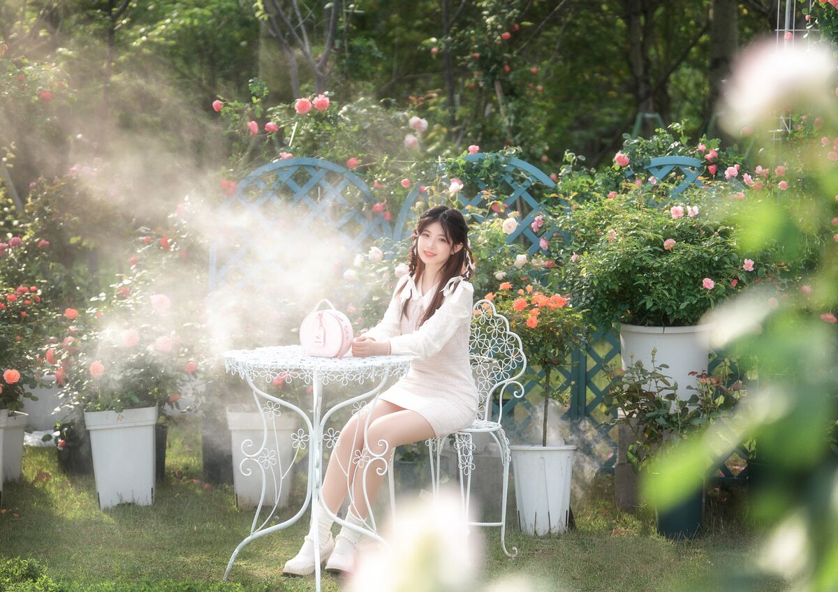 YiTuYu艺图语 Vol.10080 Wo De Xiao Zhu Li