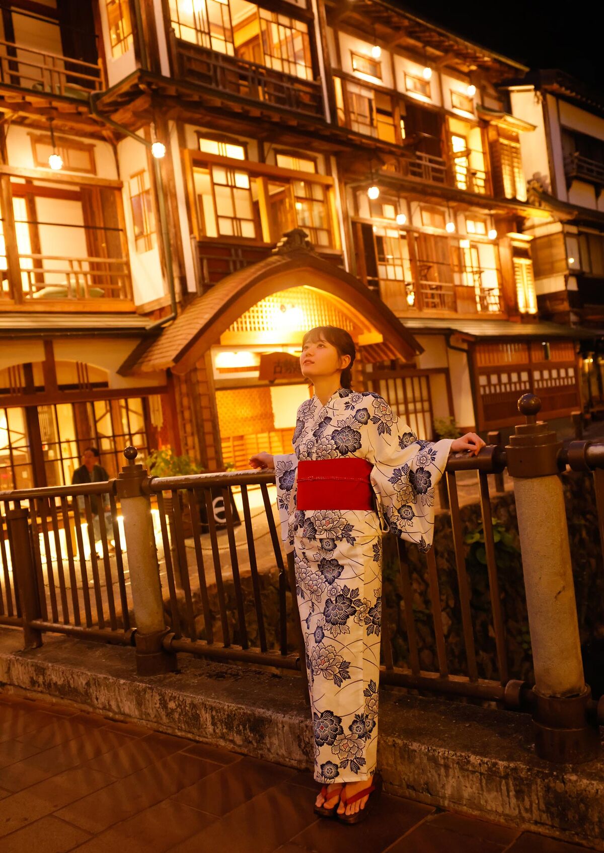 Ikechan いけちゃん - いけジャーニー スピ サン グラビアフォトブック