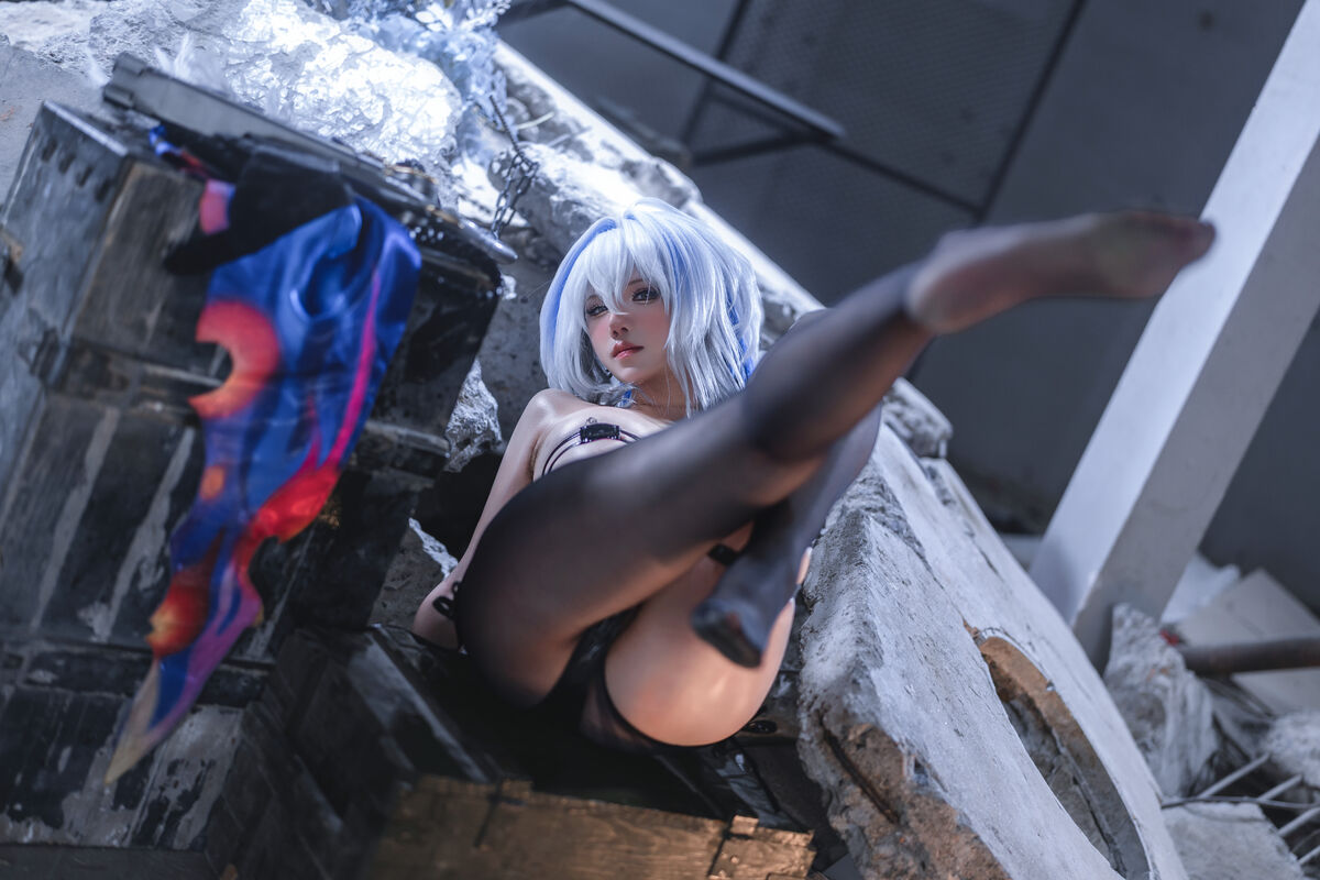 Coser@阿薰kaOri - 鸣潮 嘉贝莉娜 Part01