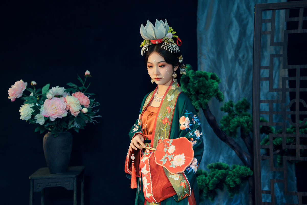 YiTuYu艺图语 Vol.10011 Fan Qie