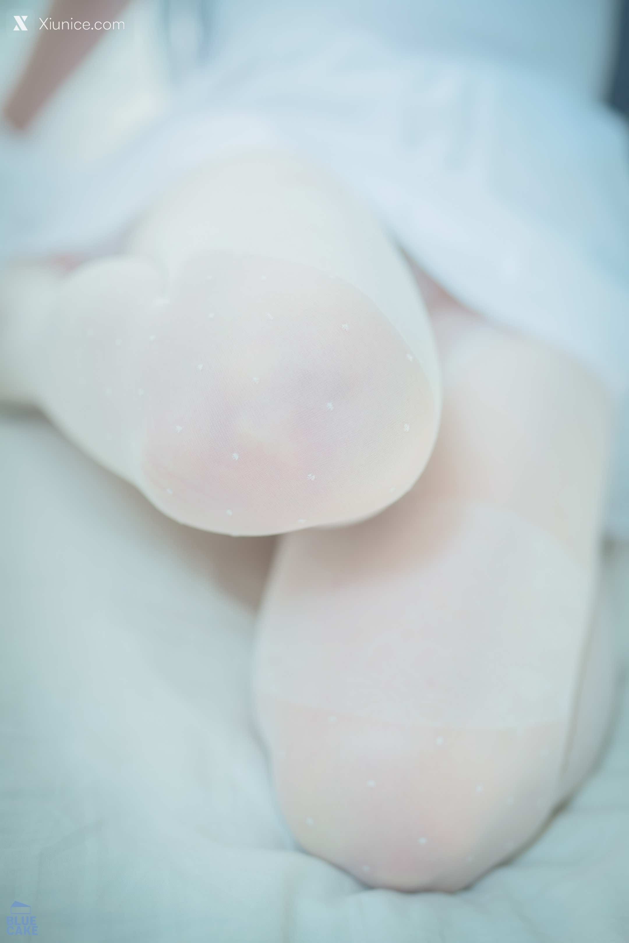 BLUECAKE Bambi (밤비) – Sticky Boosette 4K