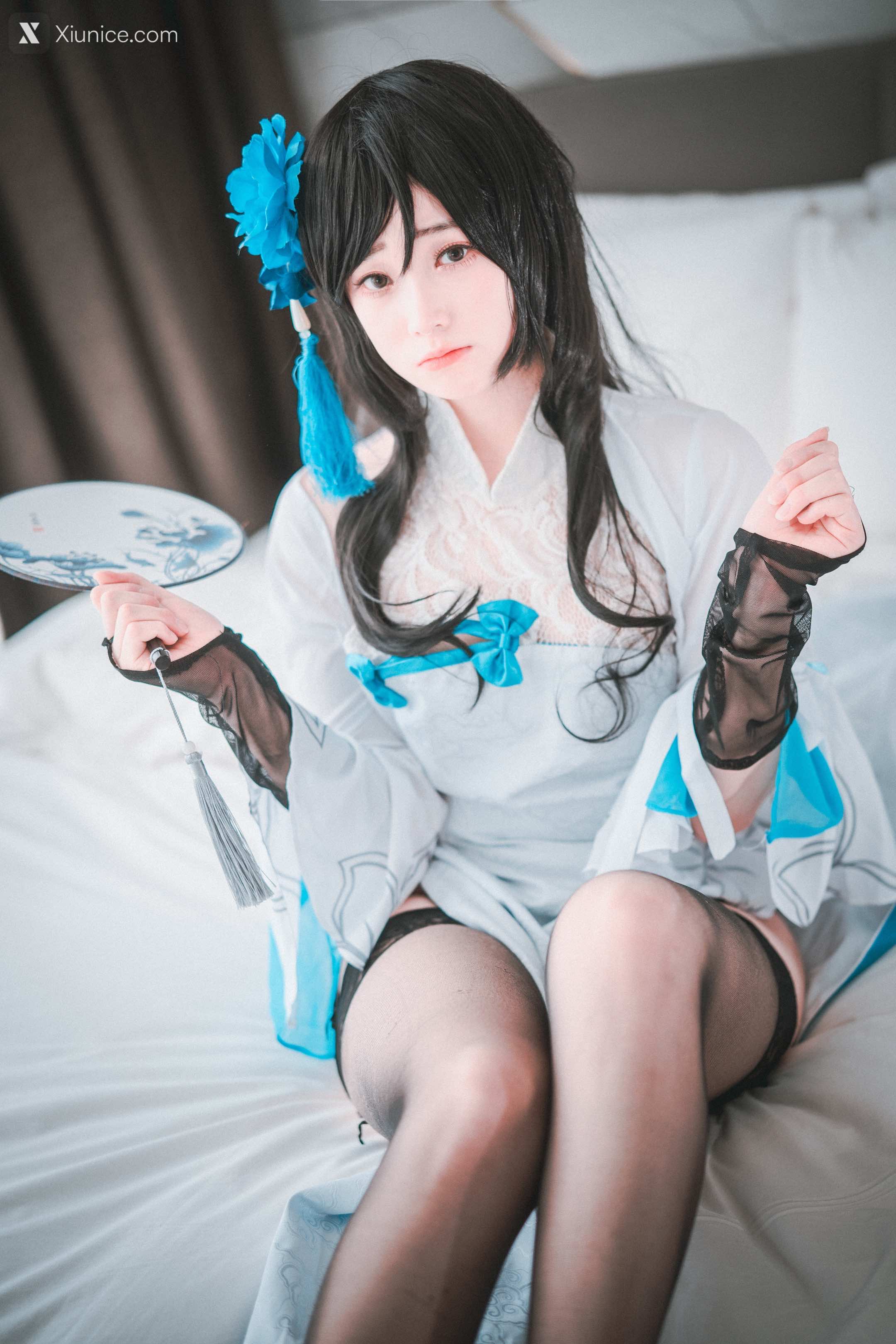 DJAWA Photo – Bambi (밤비) – Type 95 Jade Noisette Rose 4K