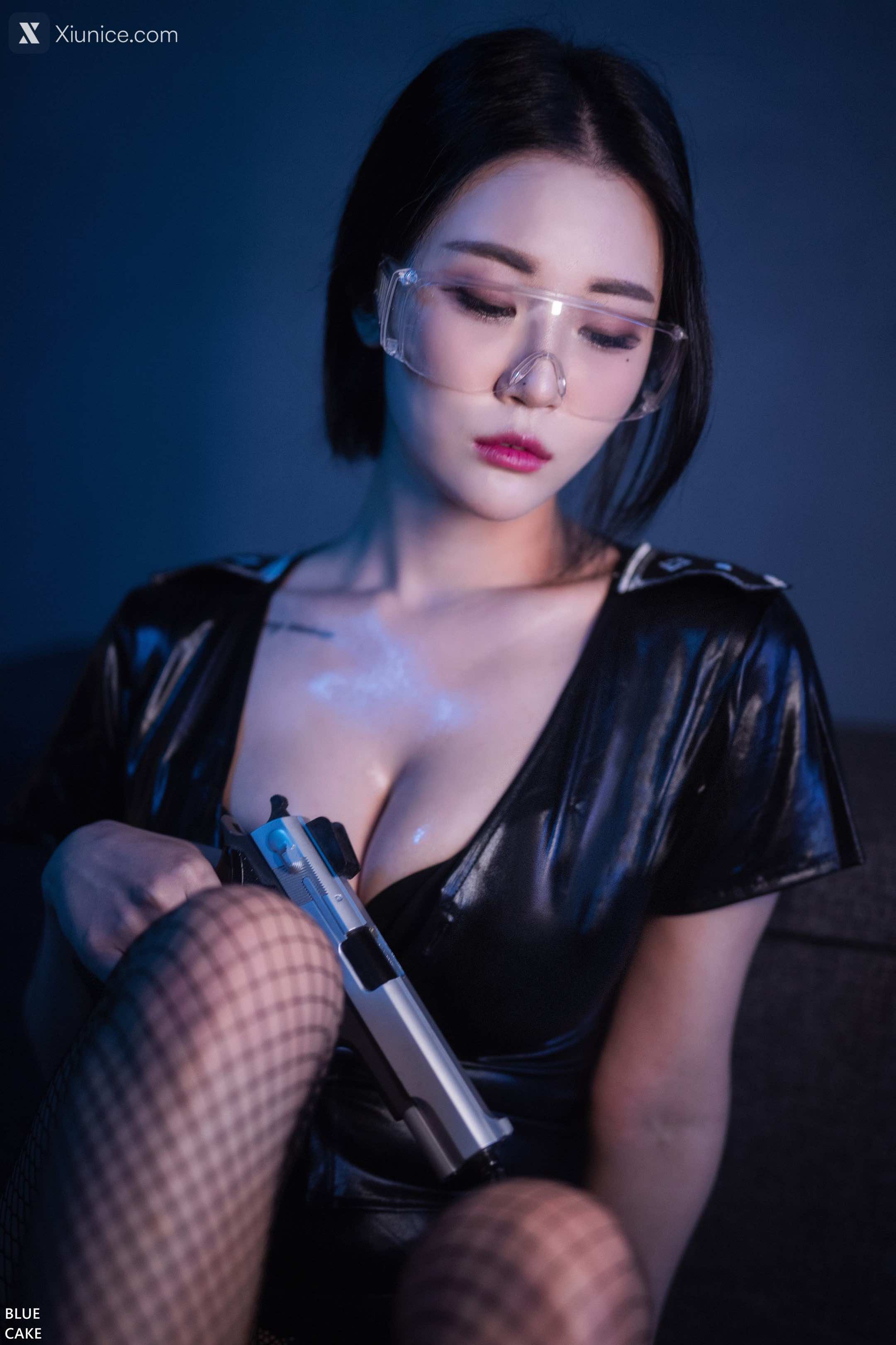 BLUECAKE Bomi (보미) – Siren 4K