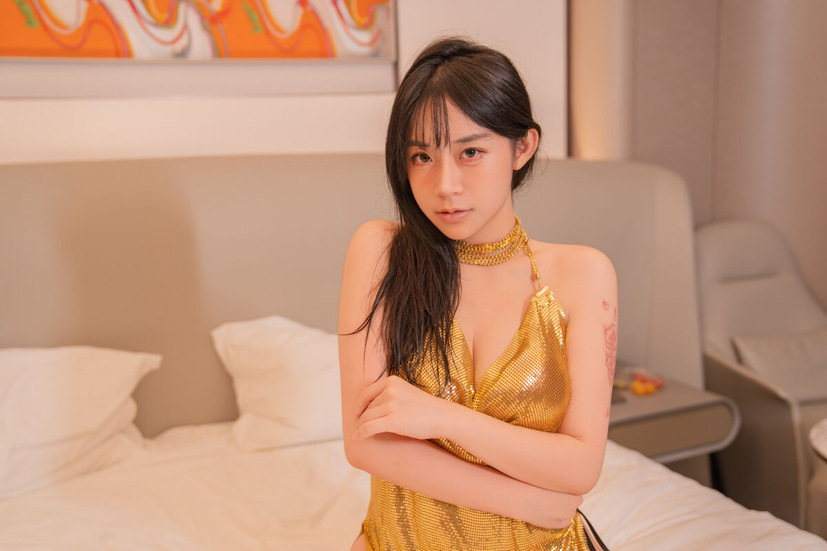 YiTuYu艺图语 Vol.10060 Yi Yuan Tong Xue Jodie