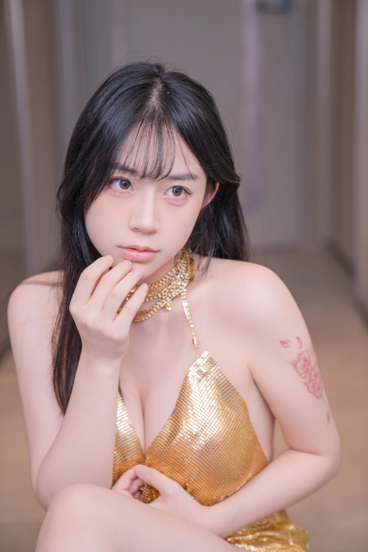 YiTuYu艺图语 Vol.10060 Yi Yuan Tong Xue Jodie