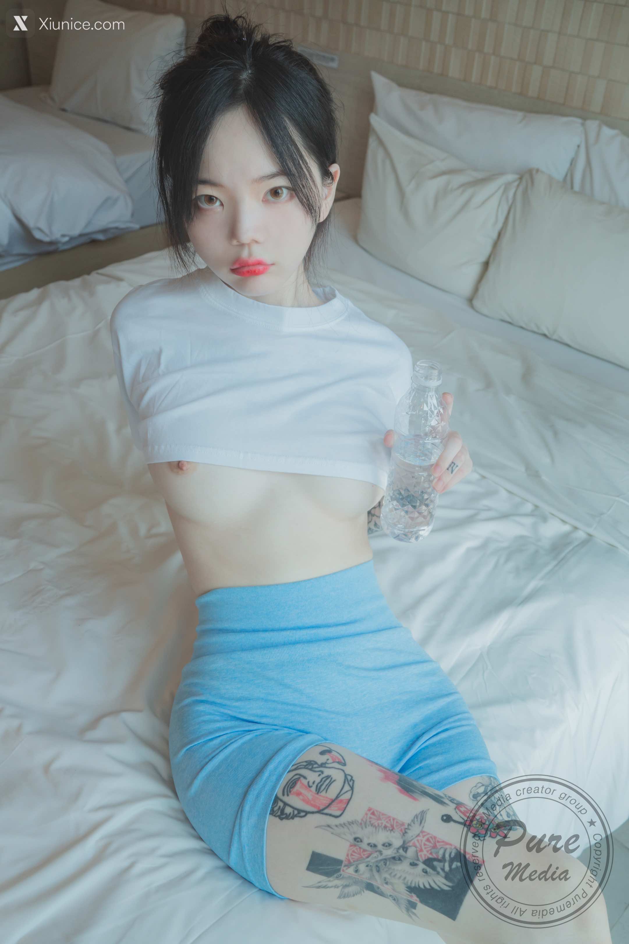 Pure Media Vol.190 Siro (시로) – Home Training 4K
