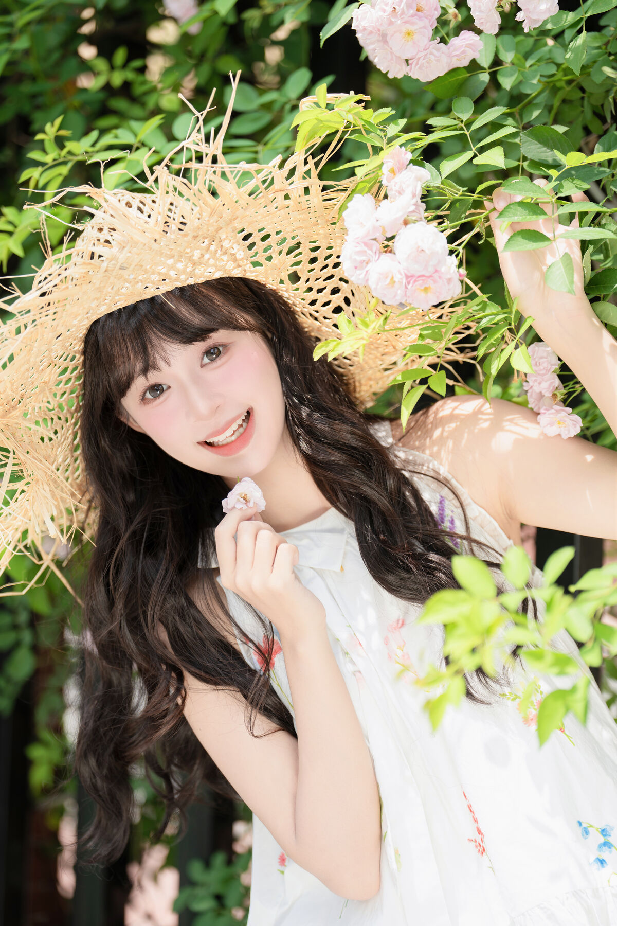 YiTuYu艺图语 Vol.10121 Xia Yu Xiao Nian