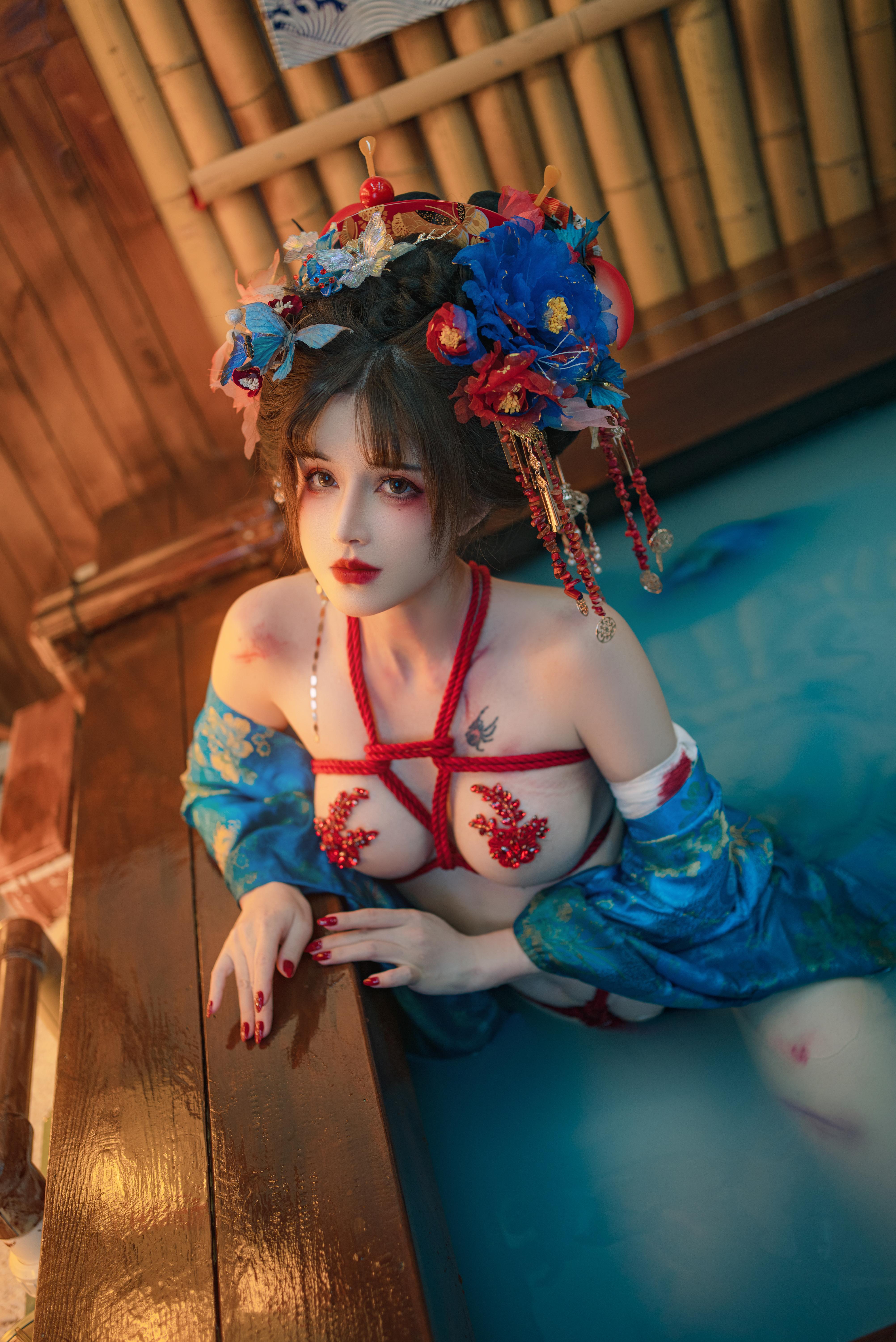 Coser@鹿八岁 – 花魁の末路