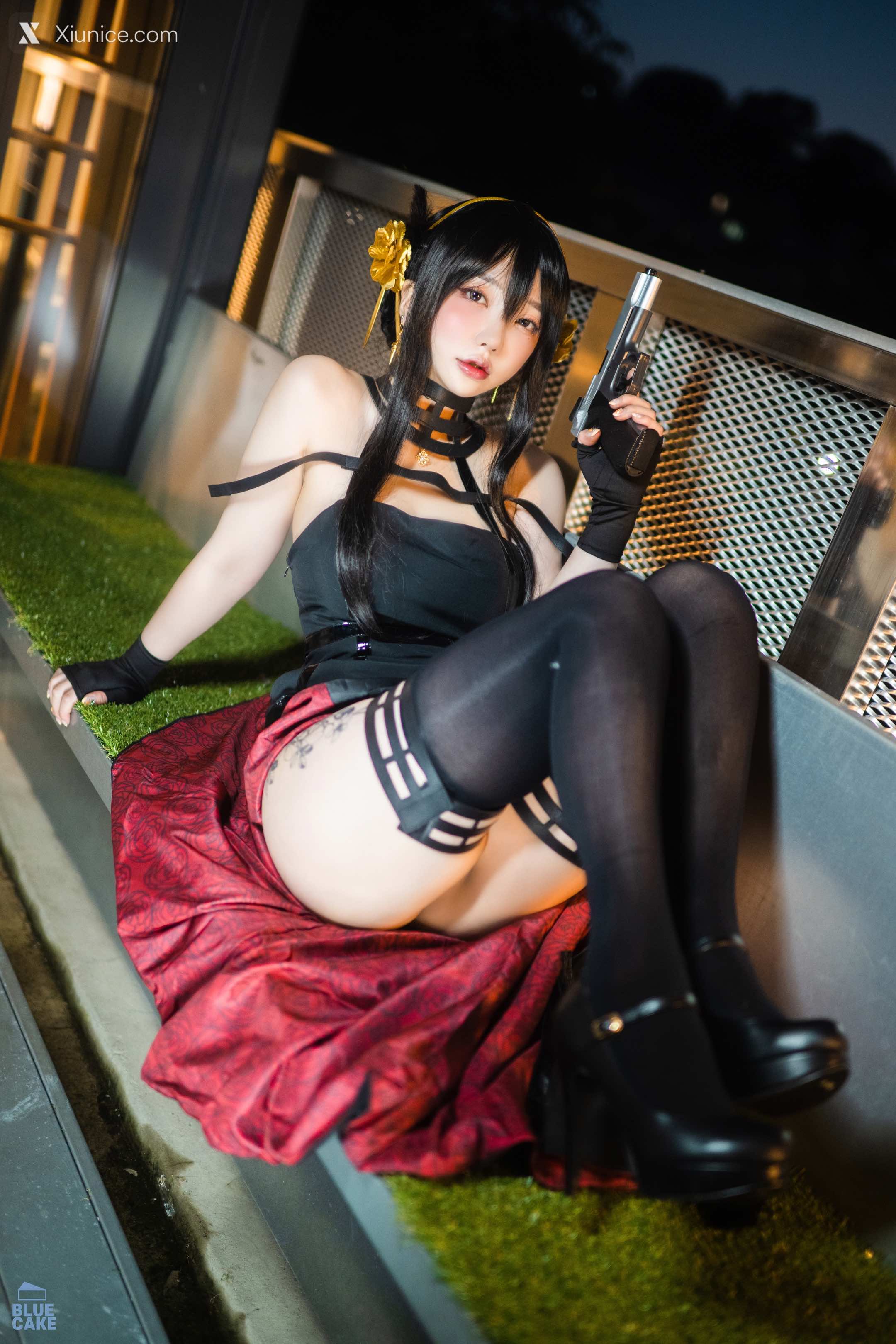 BLUECAKE Son Ye-Eun (손예은) – Black Rose RED+ 4K