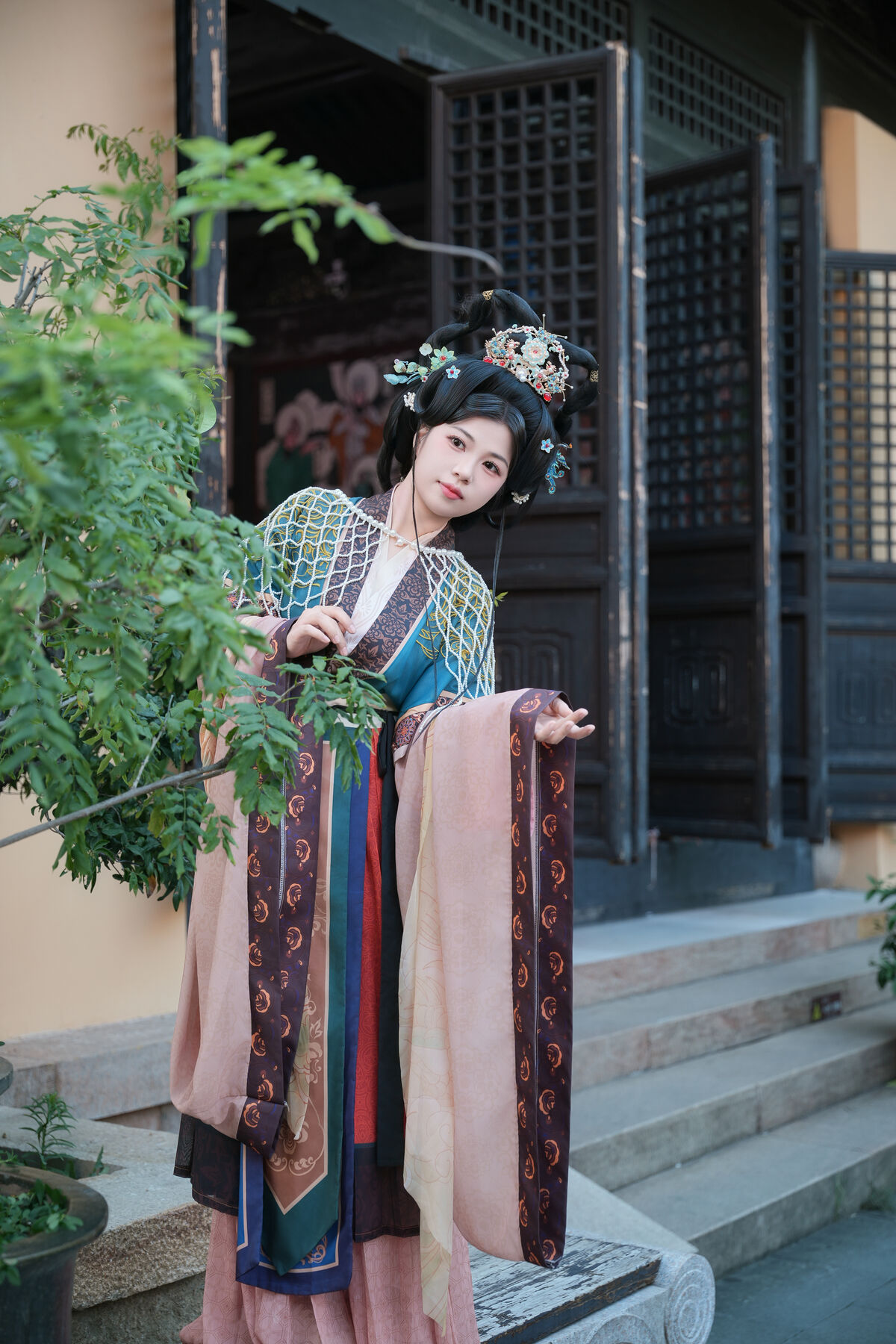 YiTuYu艺图语 Vol.10443 Qi Fu Fan Li De Mi Li
