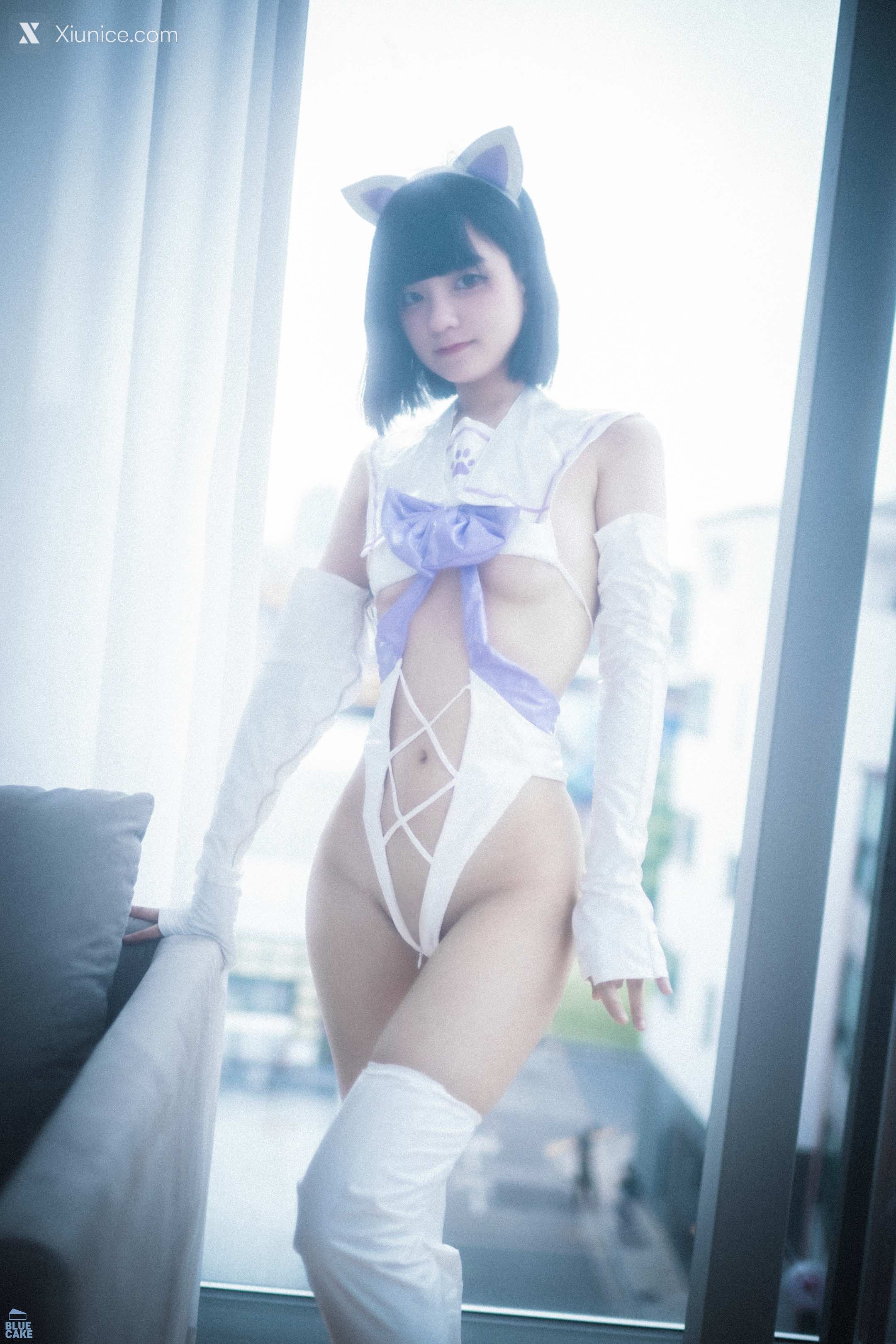 BLUECAKE Jeong Jenny (정제니) – Meow 4K