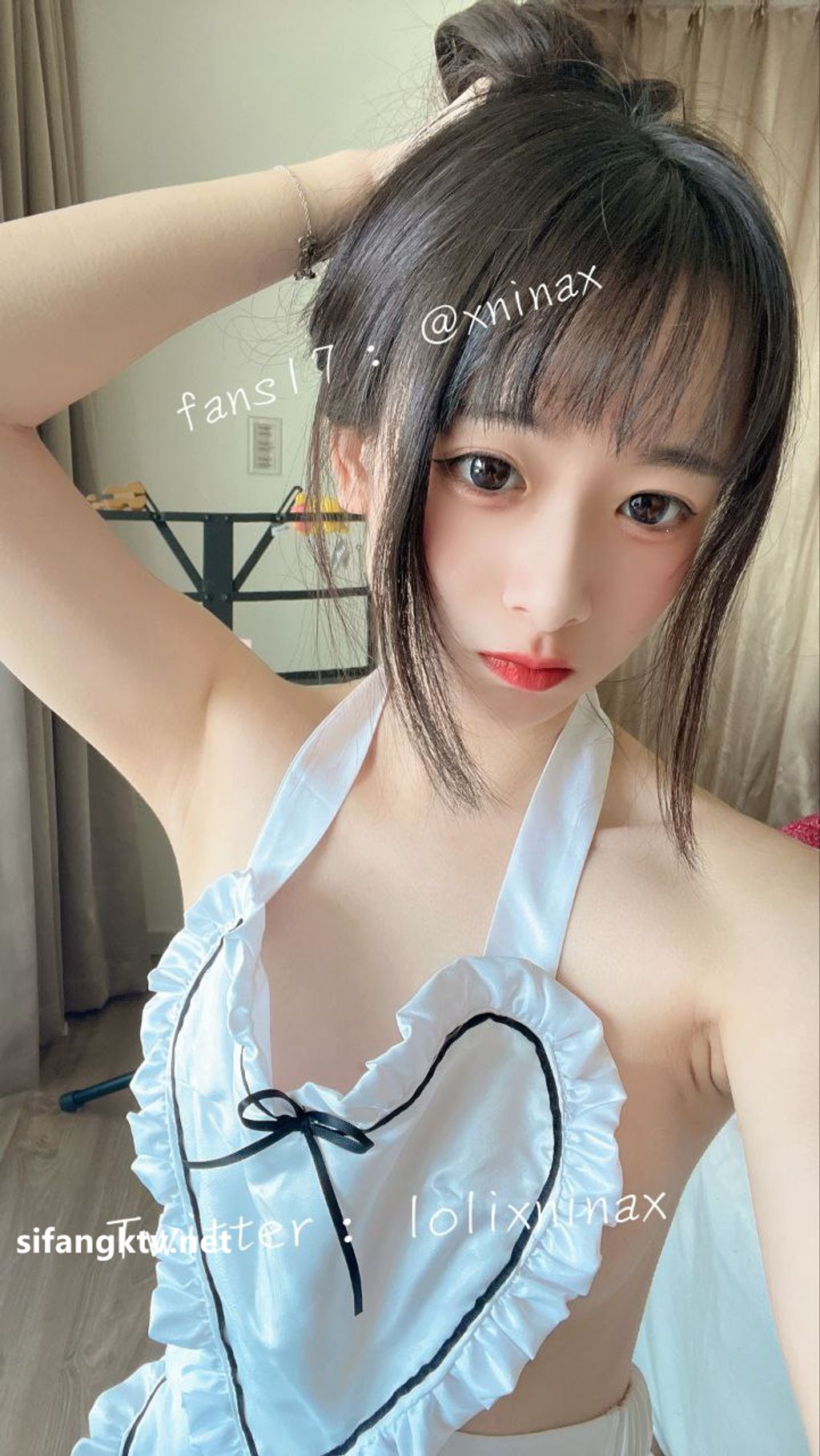 lolixnixax(小只马妮娜): 超级可爱的双马尾福利姬 #01 103 lolixnixax(小只马妮娜): 超级可爱的双马尾福利姬 #01