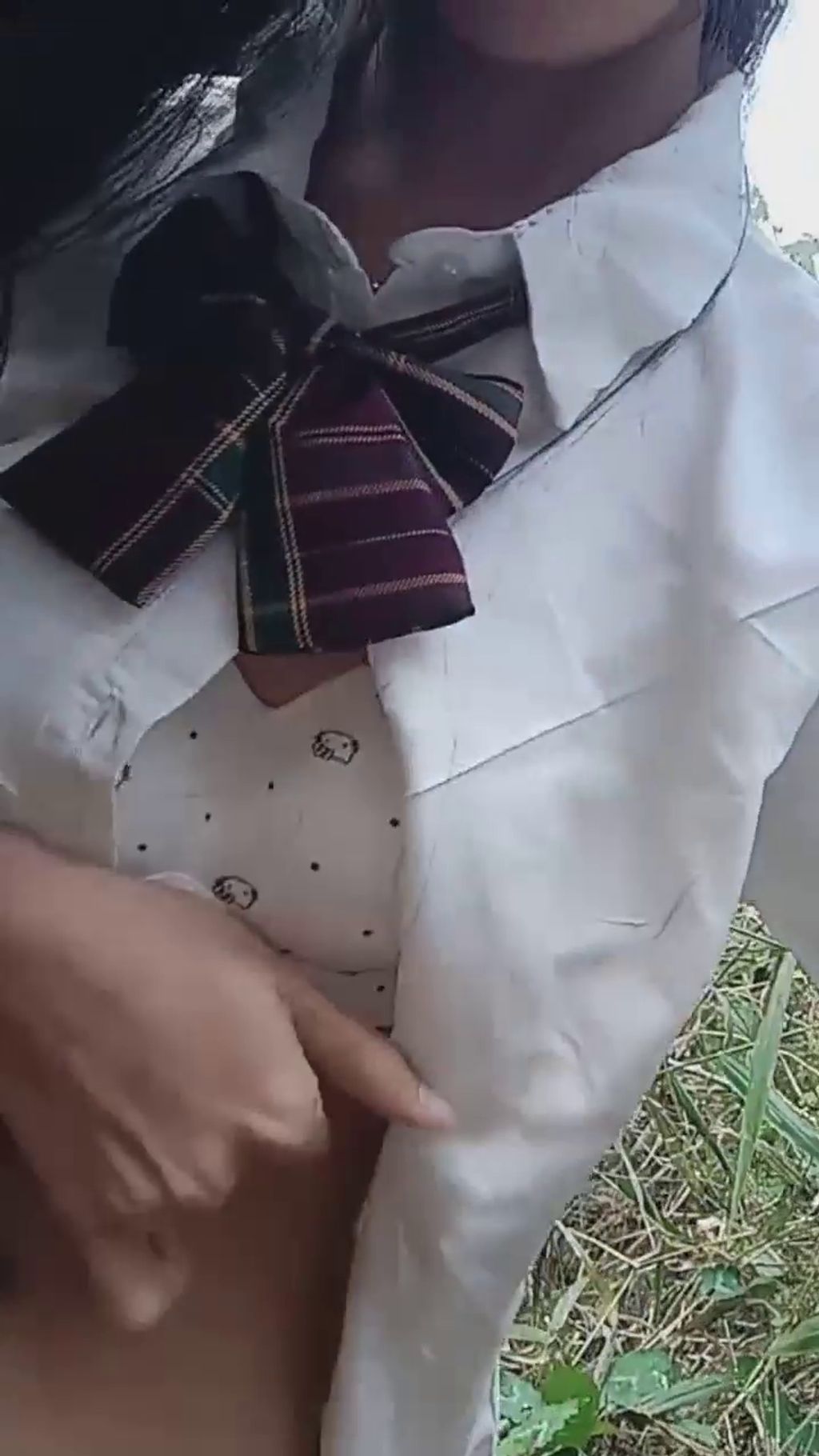 水嫩宝宝: 农村07年美少女 户外跳蛋 勾搭隔壁油腻大叔 22 水嫩宝宝: 农村07年美少女 户外跳蛋 勾搭隔壁油腻大叔
