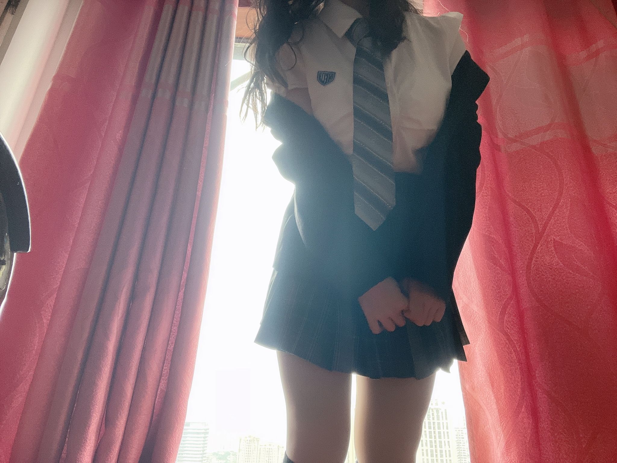 小坦克型女大学： 户外露出 漂亮学生妹私下极度反差 性瘾小母狗
