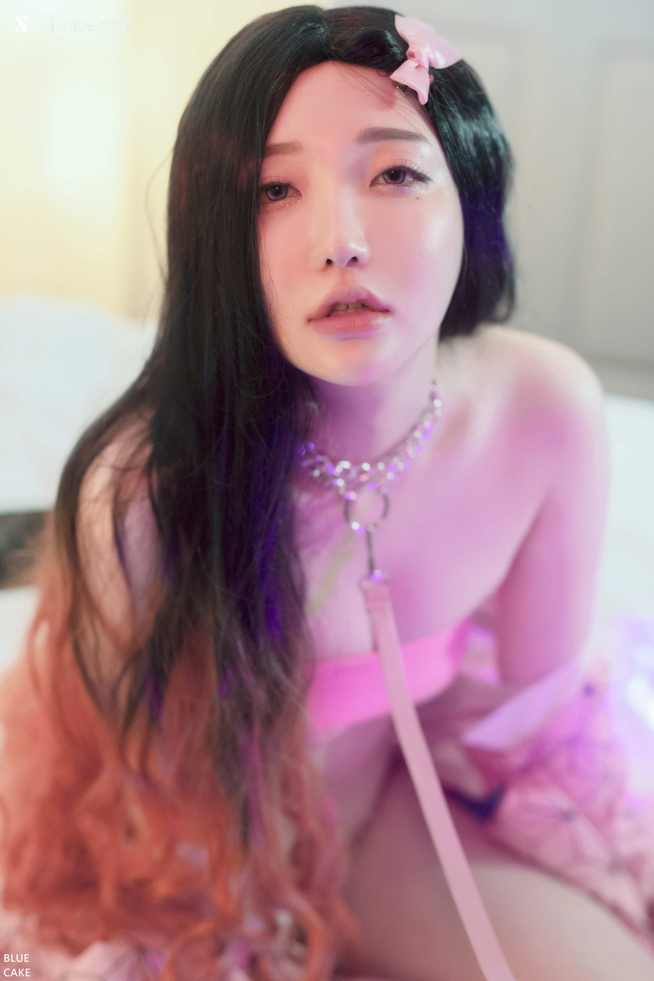 BLUECAKE Son Ye-Eun (손예은) – Pink Oni 4K