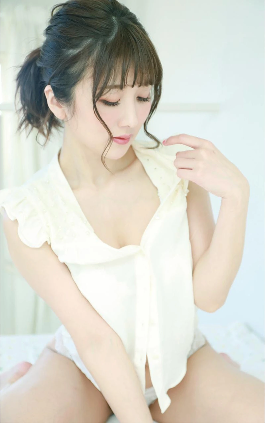 Hibiki Otsuki 大槻ひびき, 写真集 「おやすみフィクション」 2 Hibiki Otsuki 大槻ひびき, 写真集 「おやすみフィクション」