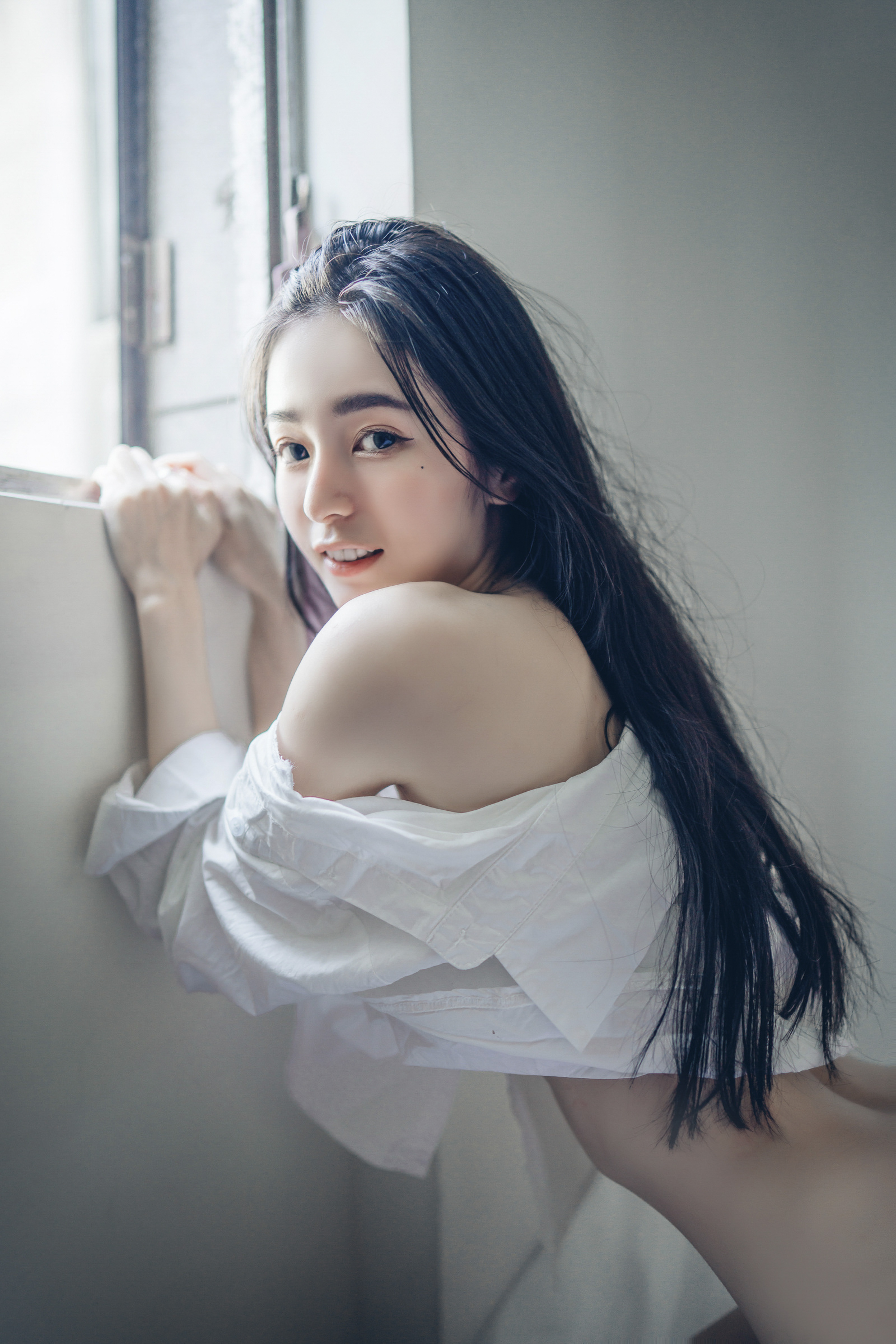 [JVID] 辰辰 – 终于约到女神泡汤-浴巾一直掉-最后不穿了直接拍