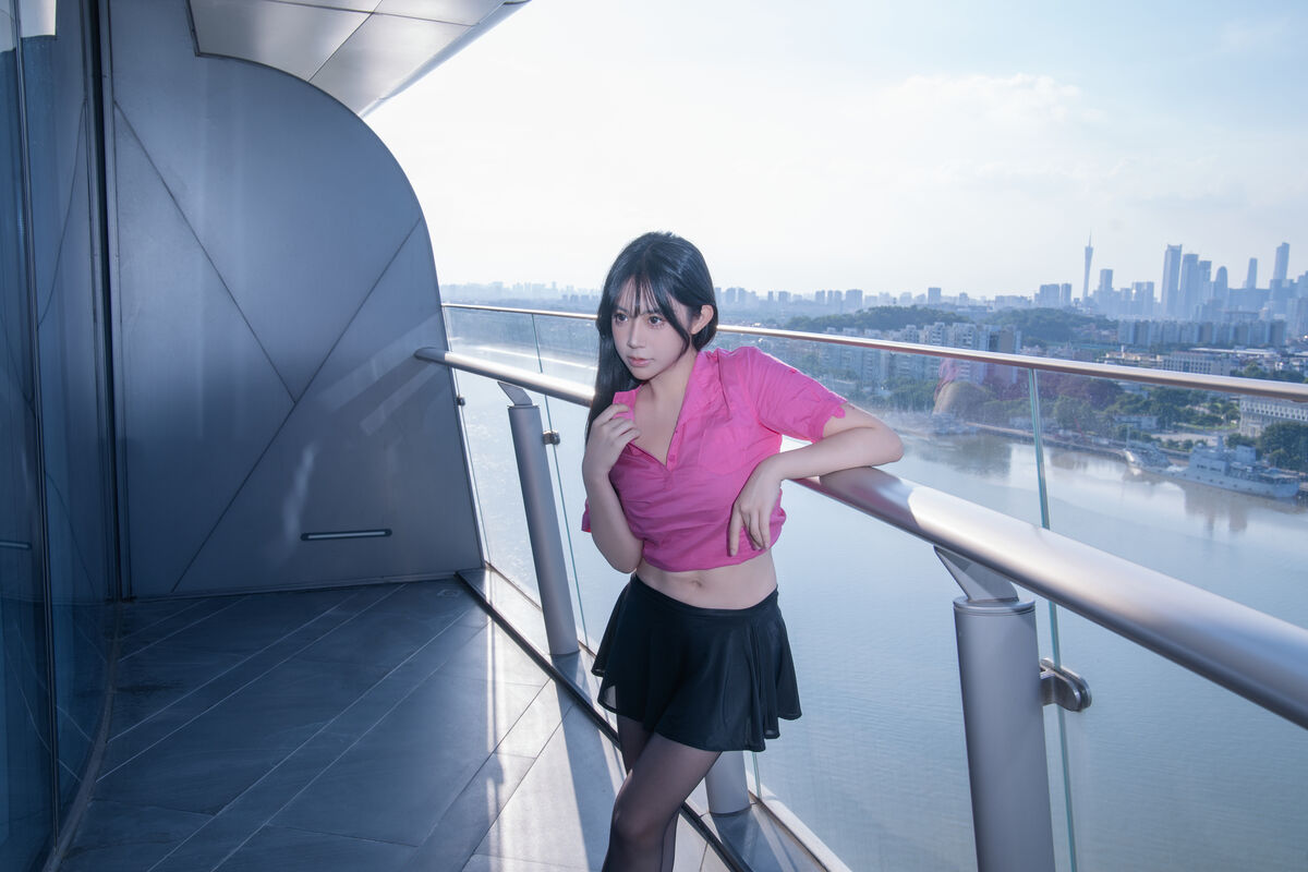 YiTuYu艺图语 Vol.10518 Yi Yuan Tong Xue Jodie