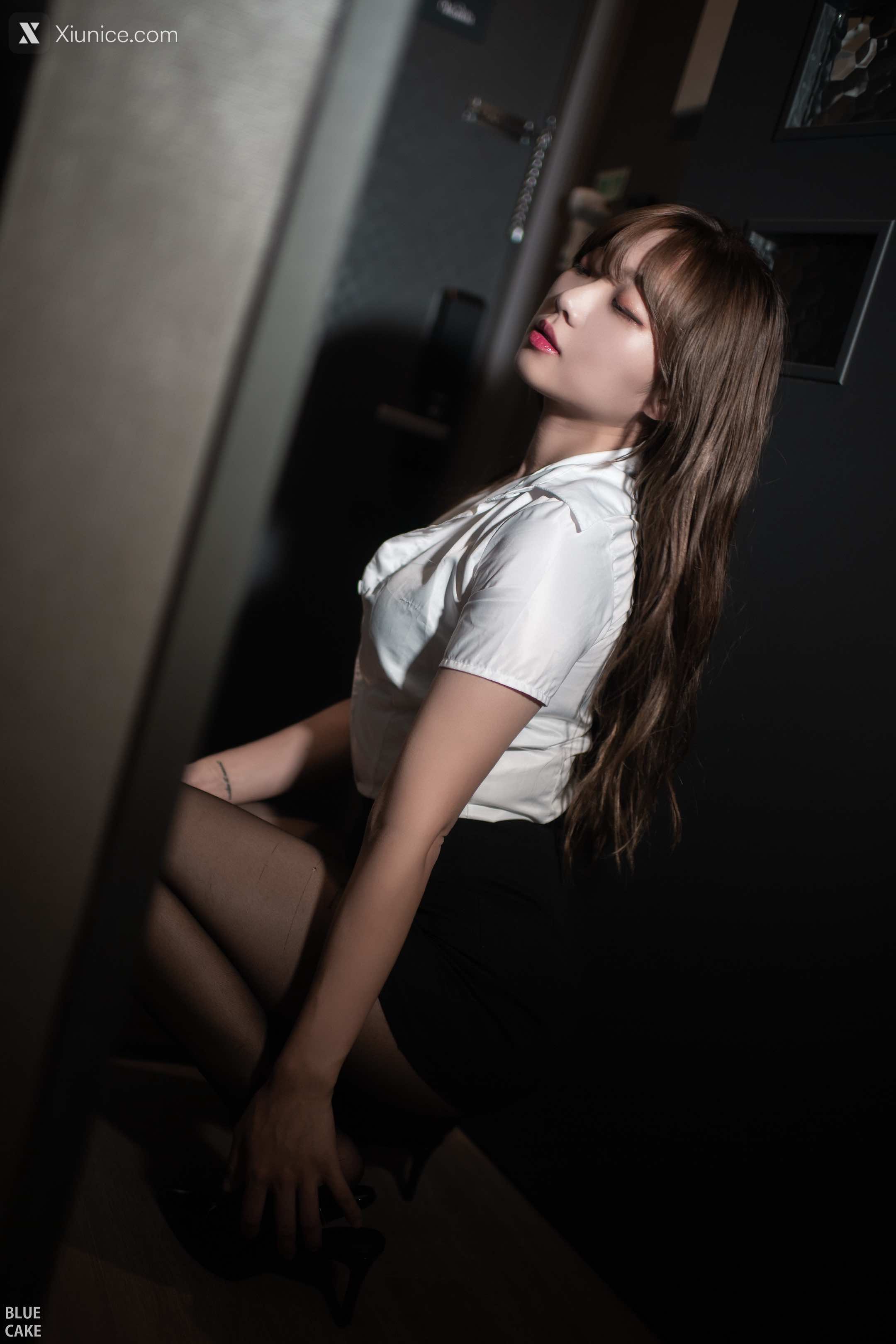 BLUECAKE Koby – Office Girl & Sweet Girl 4K