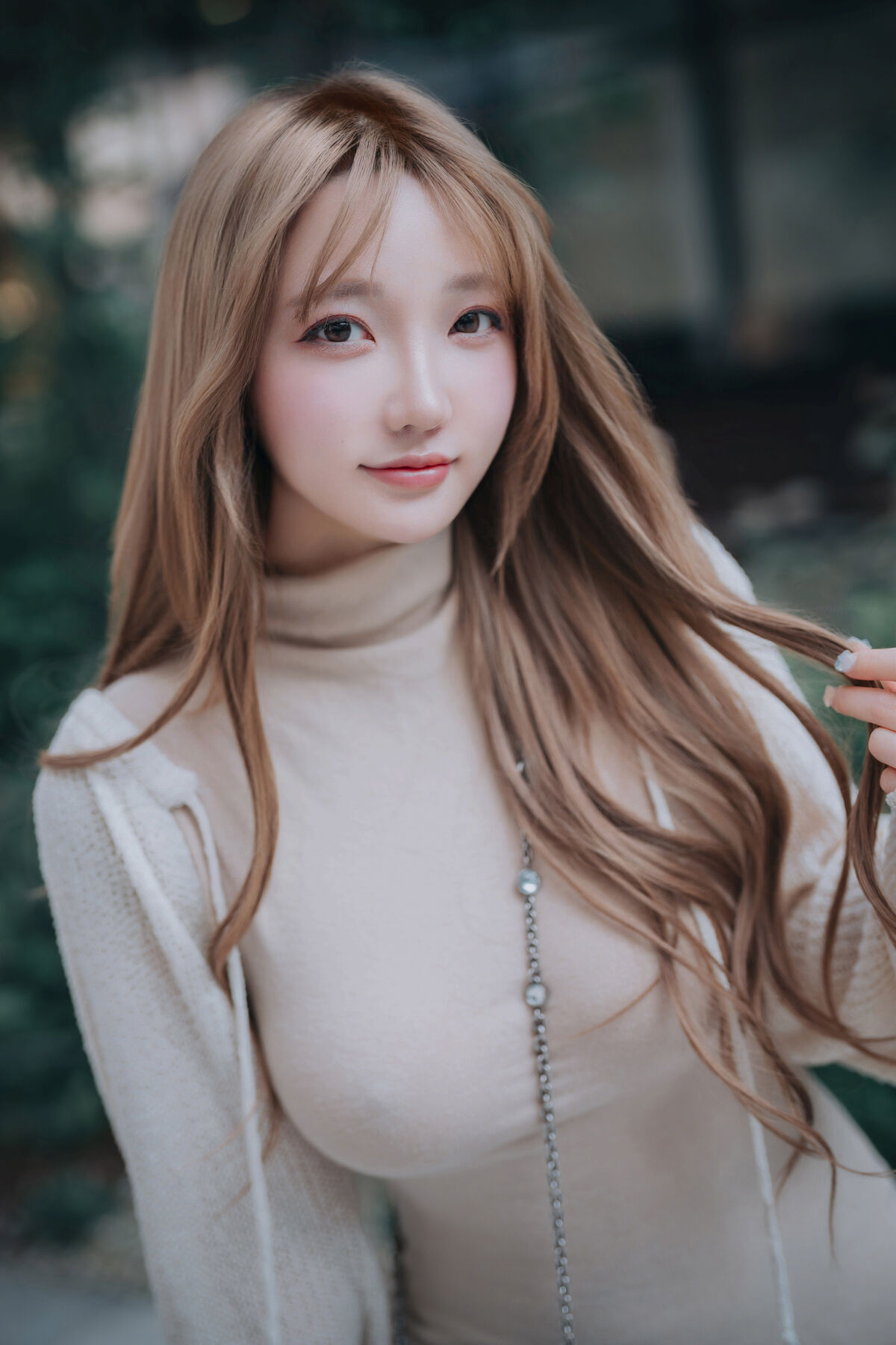 DJAWA Son Ye-Eun 손예은 – Happy Solo Birthday Part01