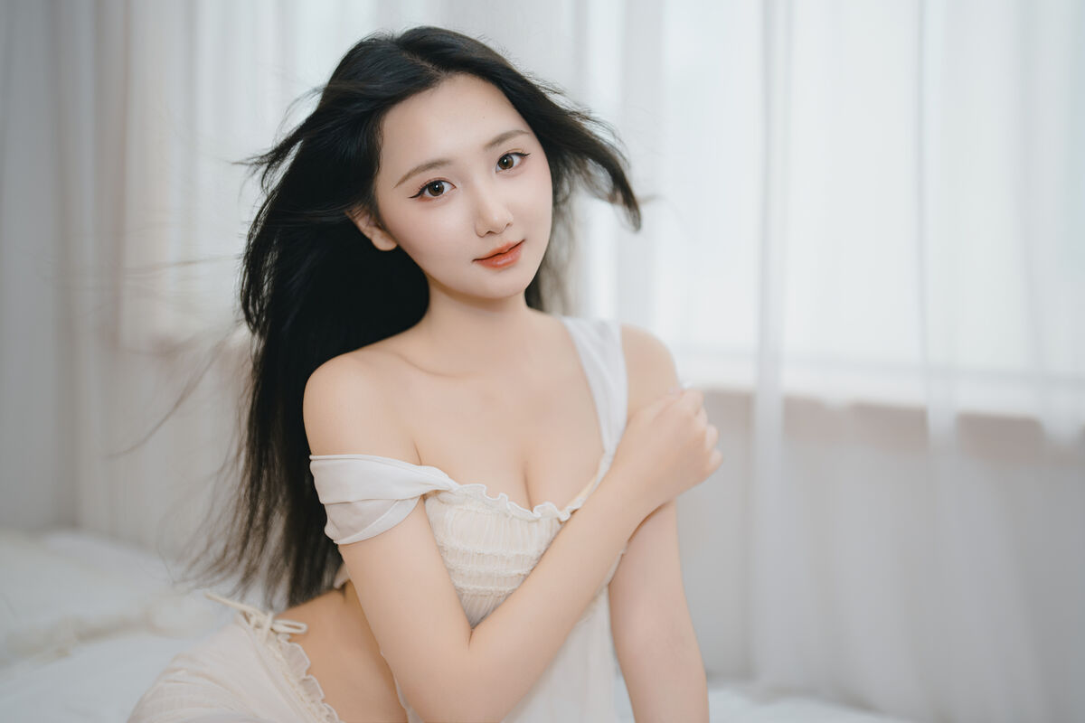 YiTuYu艺图语 Vol.10516 oyee