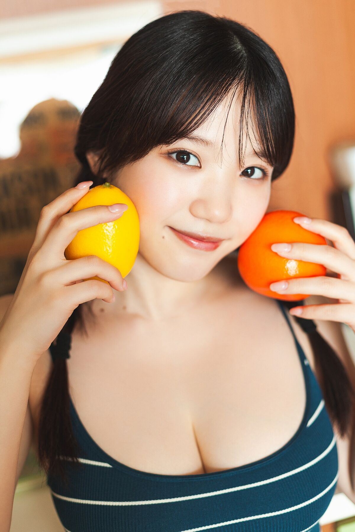 Minami Hori 堀みなみ - FRIDAYデジタル写真集 聖なるHカップ Vol.2