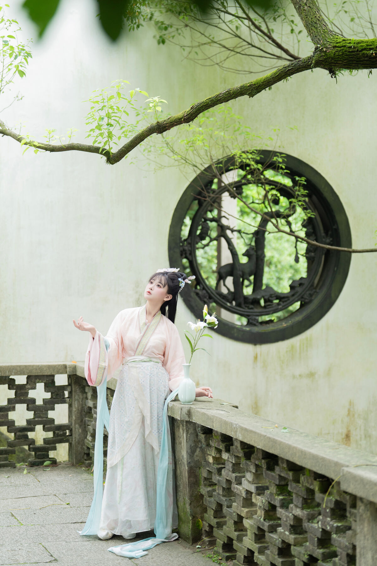 YiTuYu艺图语 Vol.10585 Jiao Yi Zhi Sui Sui 2 YiTuYu艺图语 Vol.10585 Jiao Yi Zhi Sui Sui