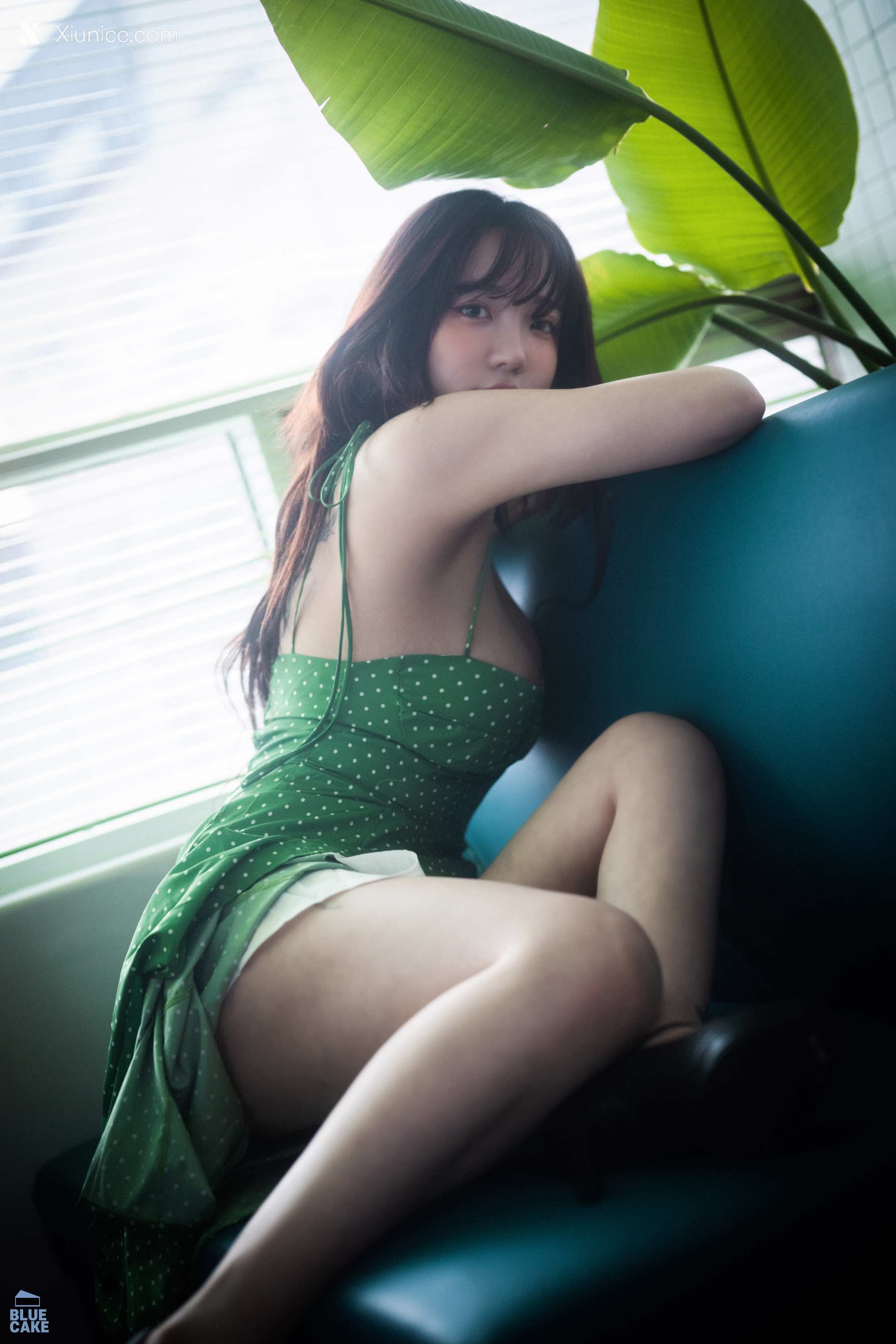 BLUECAKE Son Ye-Eun (손예은) – Nothing RED 4K