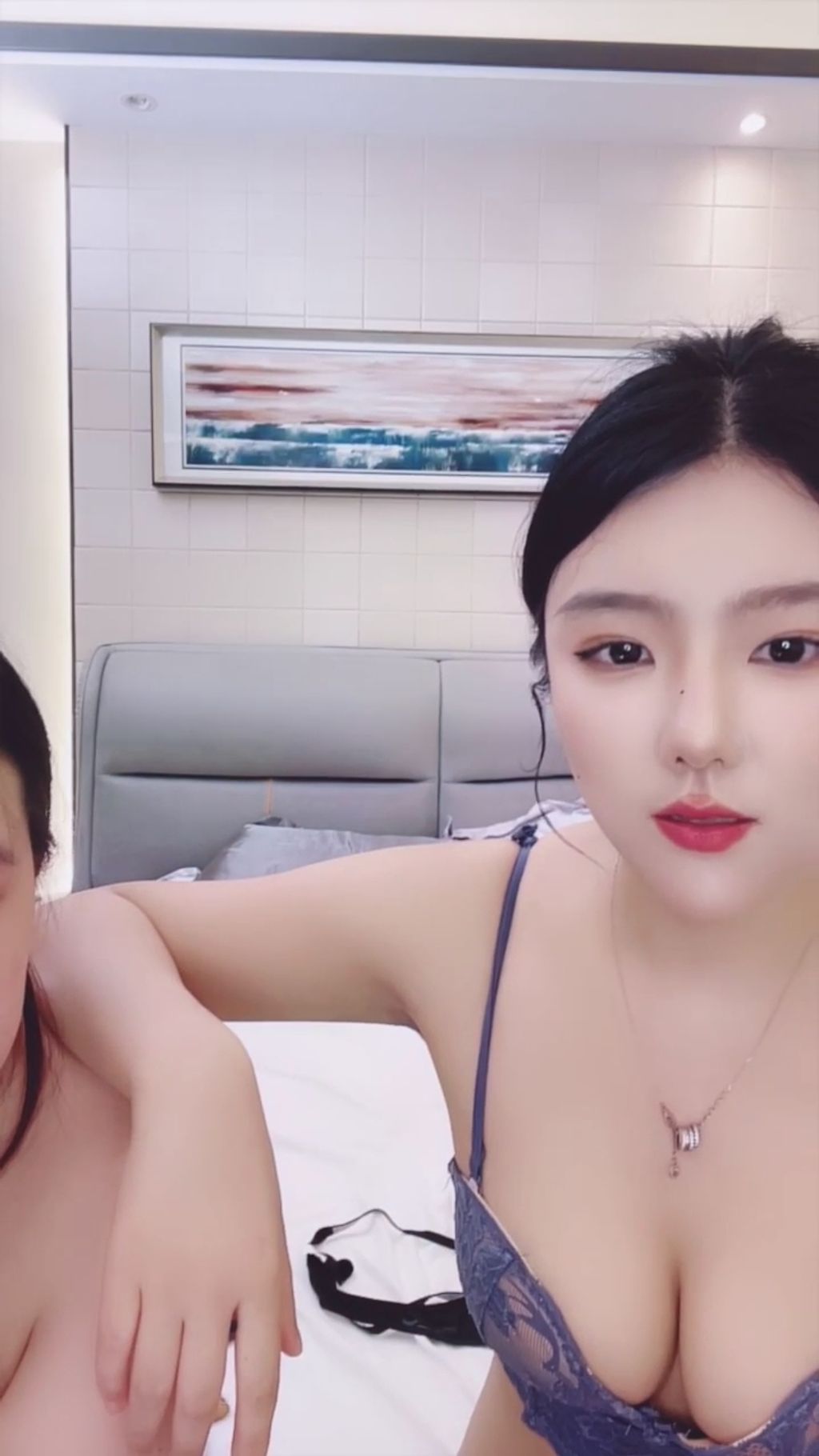 兔兔奶奶： 双气质女神 全尺度大秀录播