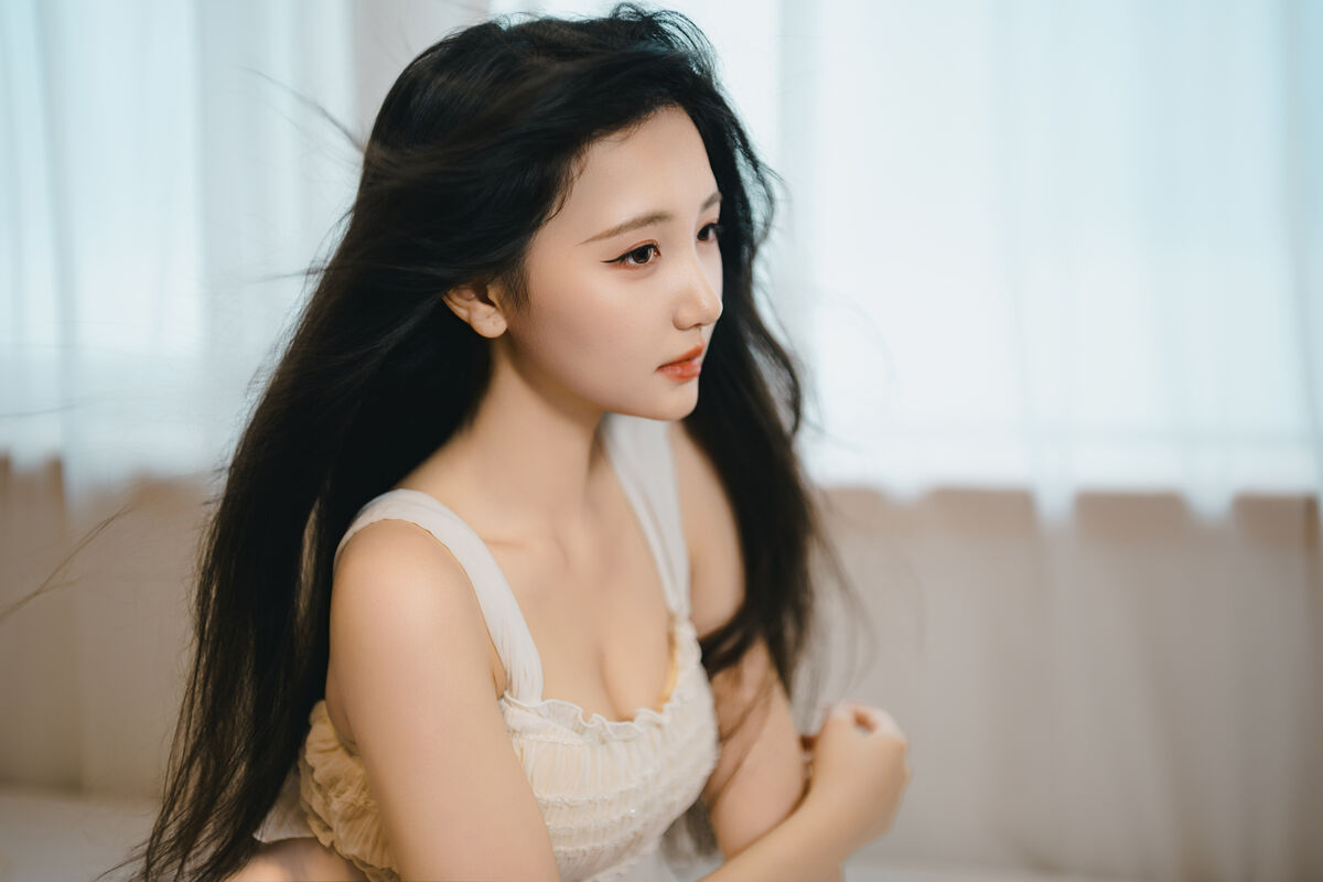 YiTuYu艺图语 Vol.10516 oyee