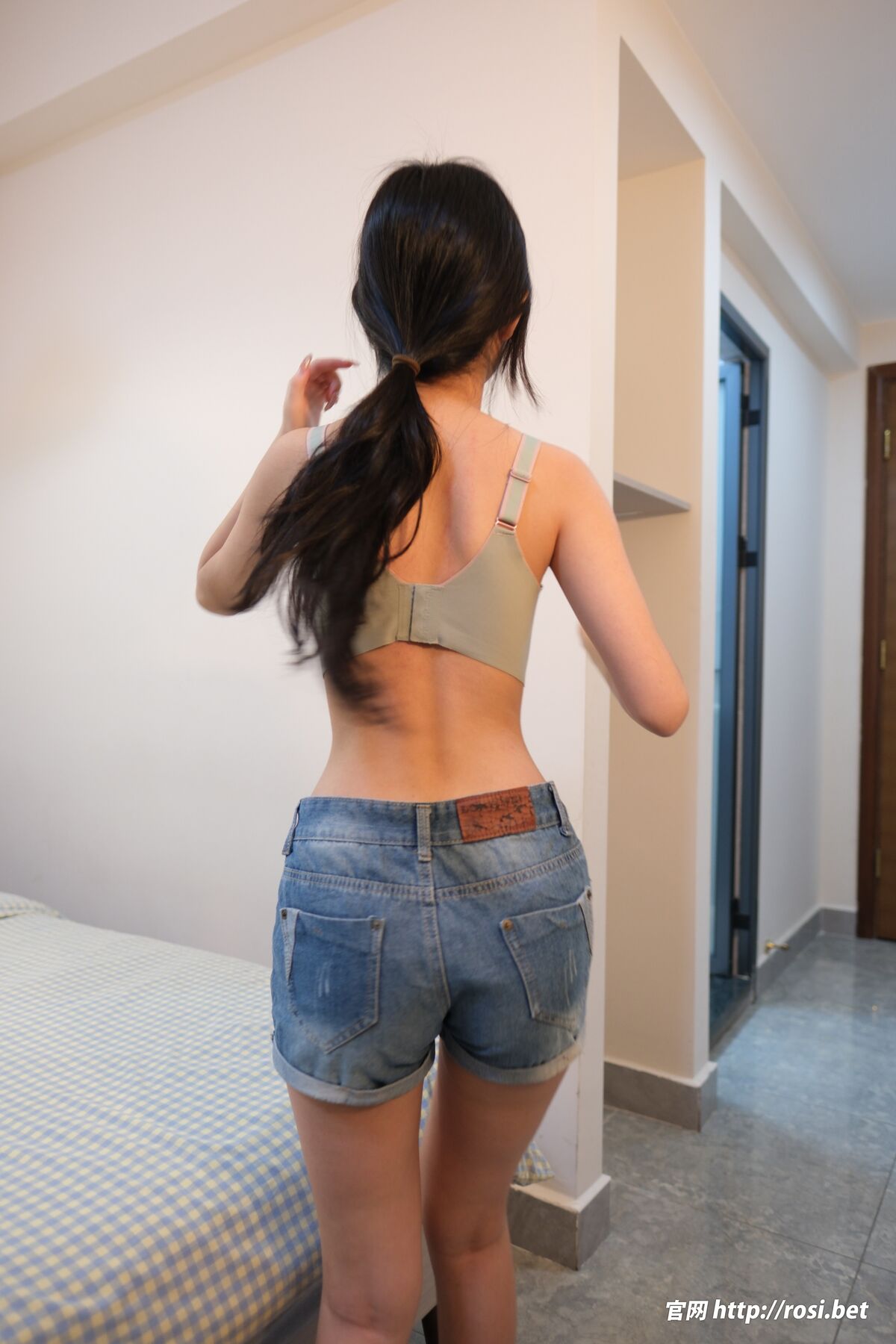 ROSI写真 2025.08.31 No.5018 Part01