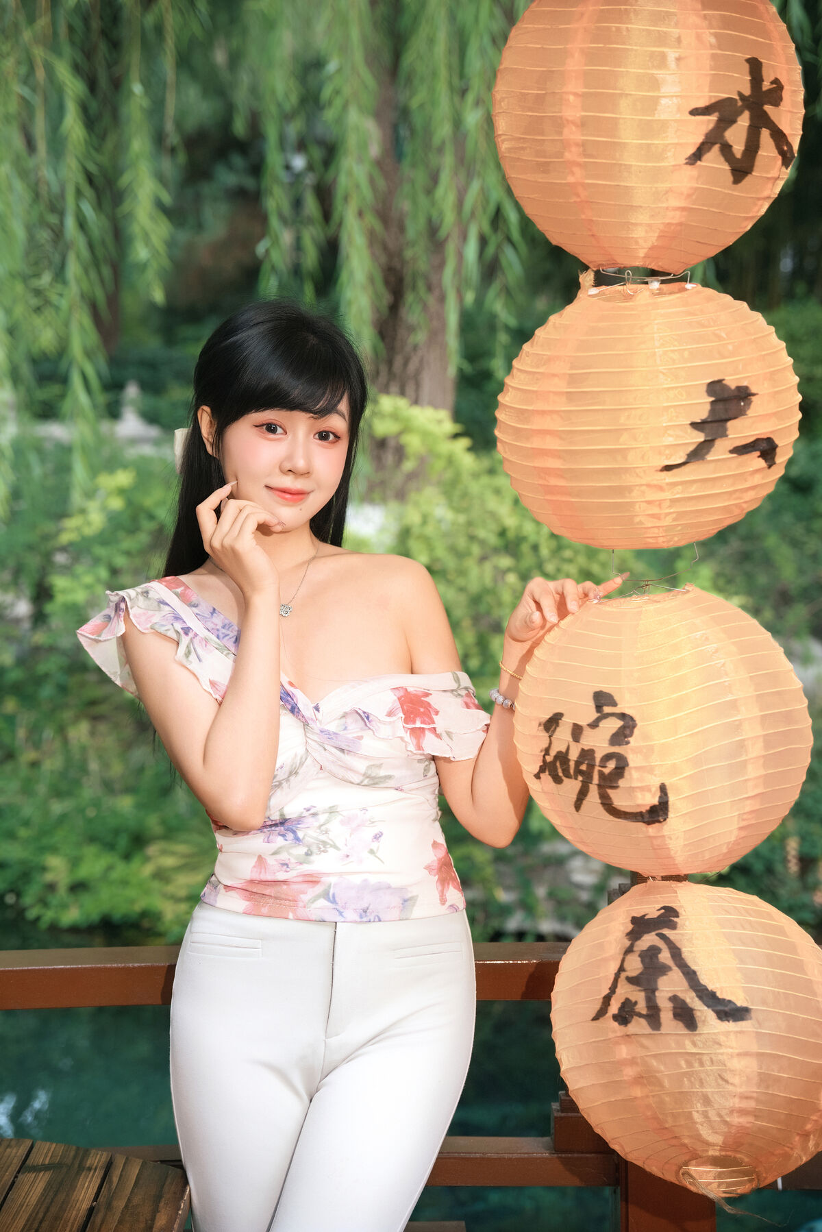 YiTuYu艺图语 Vol.10422 Yi Ming