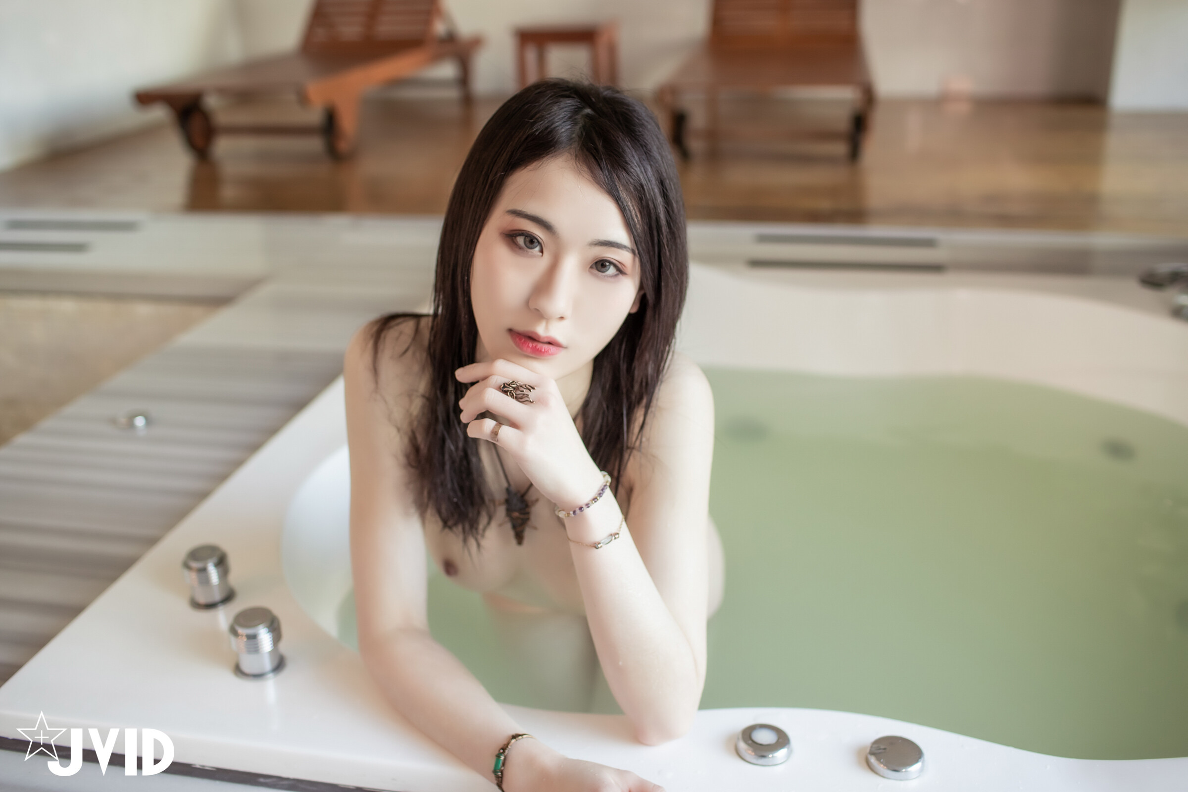 [JVID] 阿黎 – 白雪公主-雪白美乳-湿身-淋浴-裸泡无遮掩全露