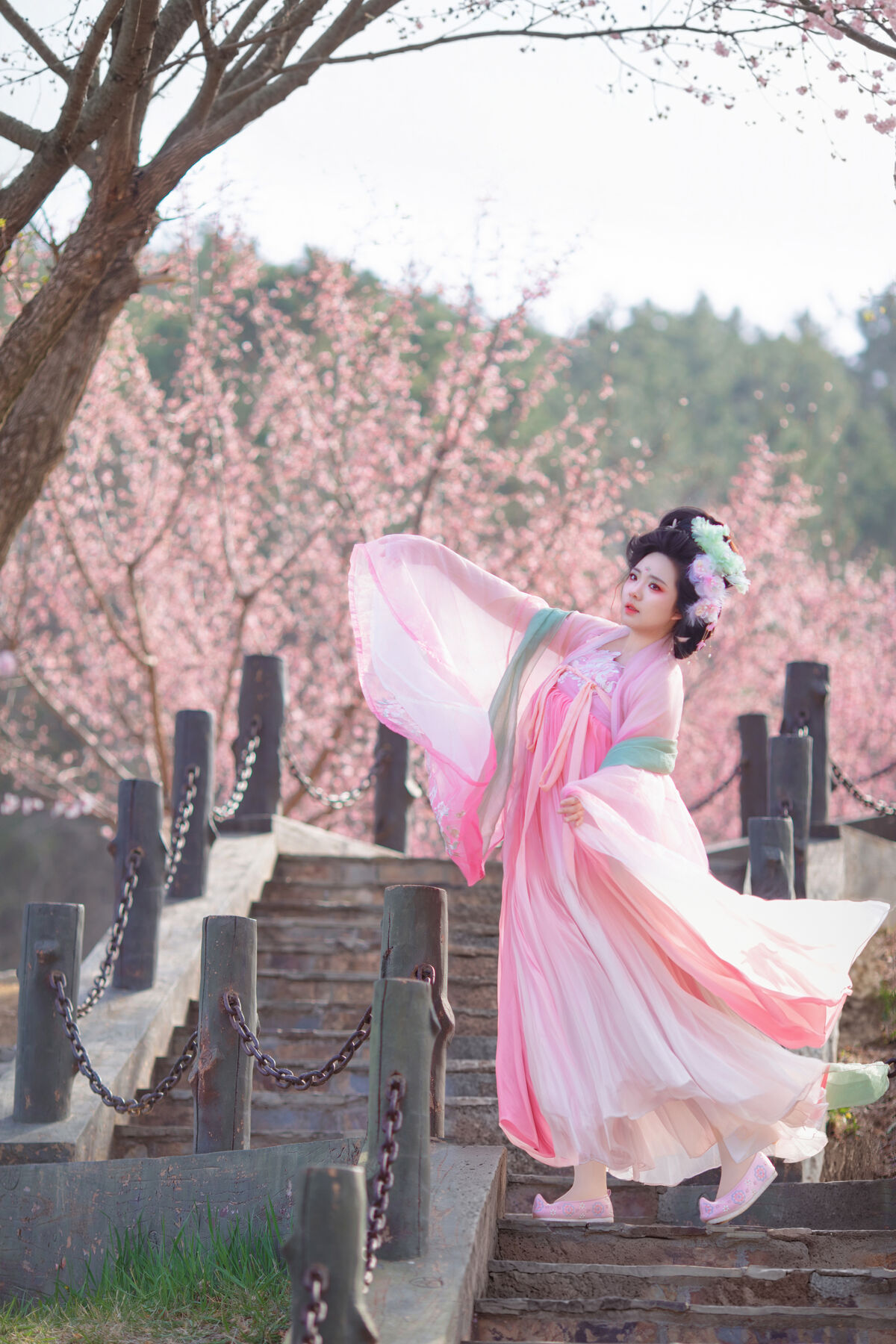 YiTuYu艺图语 Vol.10612 Liu Liu 2 YiTuYu艺图语 Vol.10612 Liu Liu