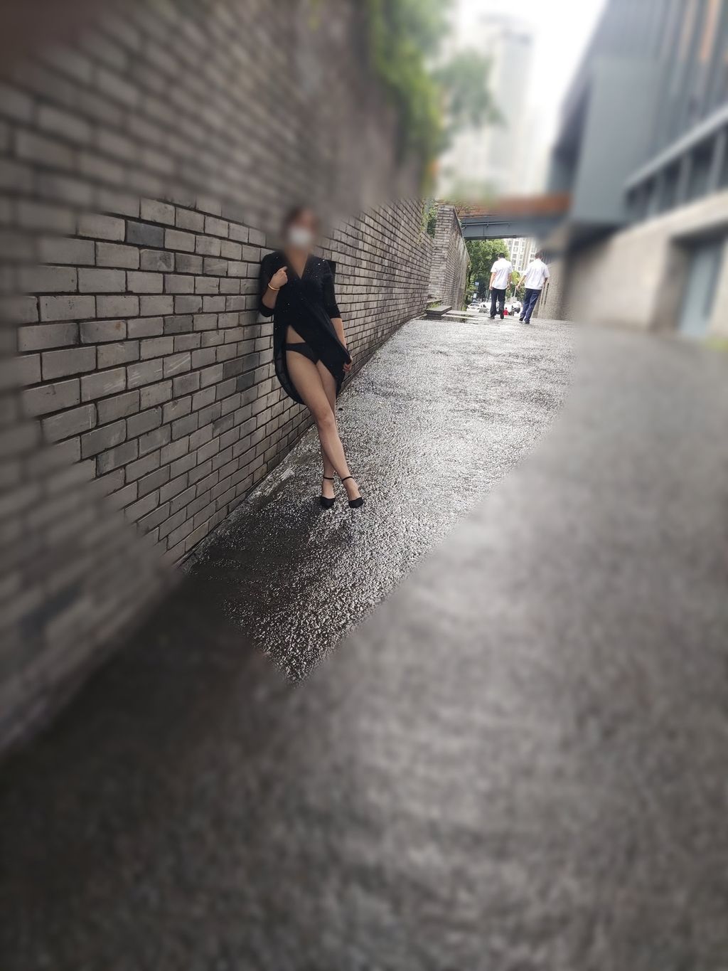 [OtherXXX] 沐子： 人前露出极品人妻