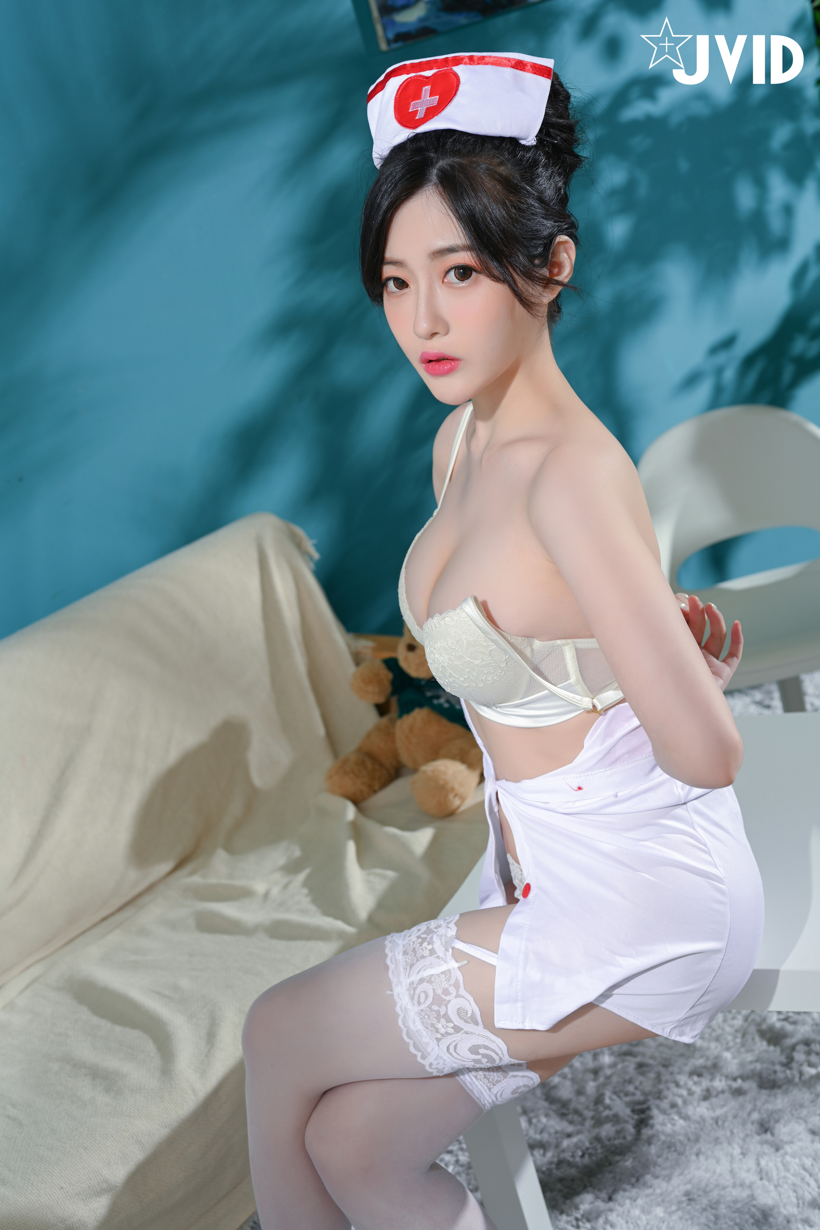 [JVID] 璃奈醬 – 打完疫苗是不是發燒酸痛痛？小護士璃奈醬全心陪伴照顧你!還沒輪到打疫苗超幹？沒關係璃奈醬腳開開給你在神鮑裡注入白色汁液