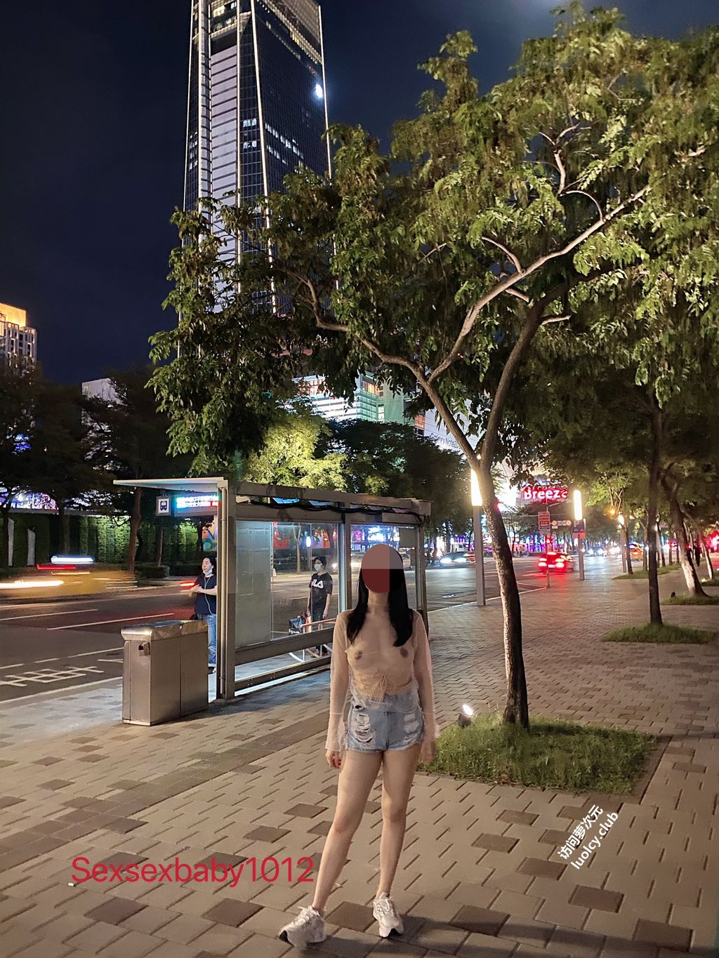 [OtherXXX] 薇安安： 极品福利姬 人前露出福利订阅