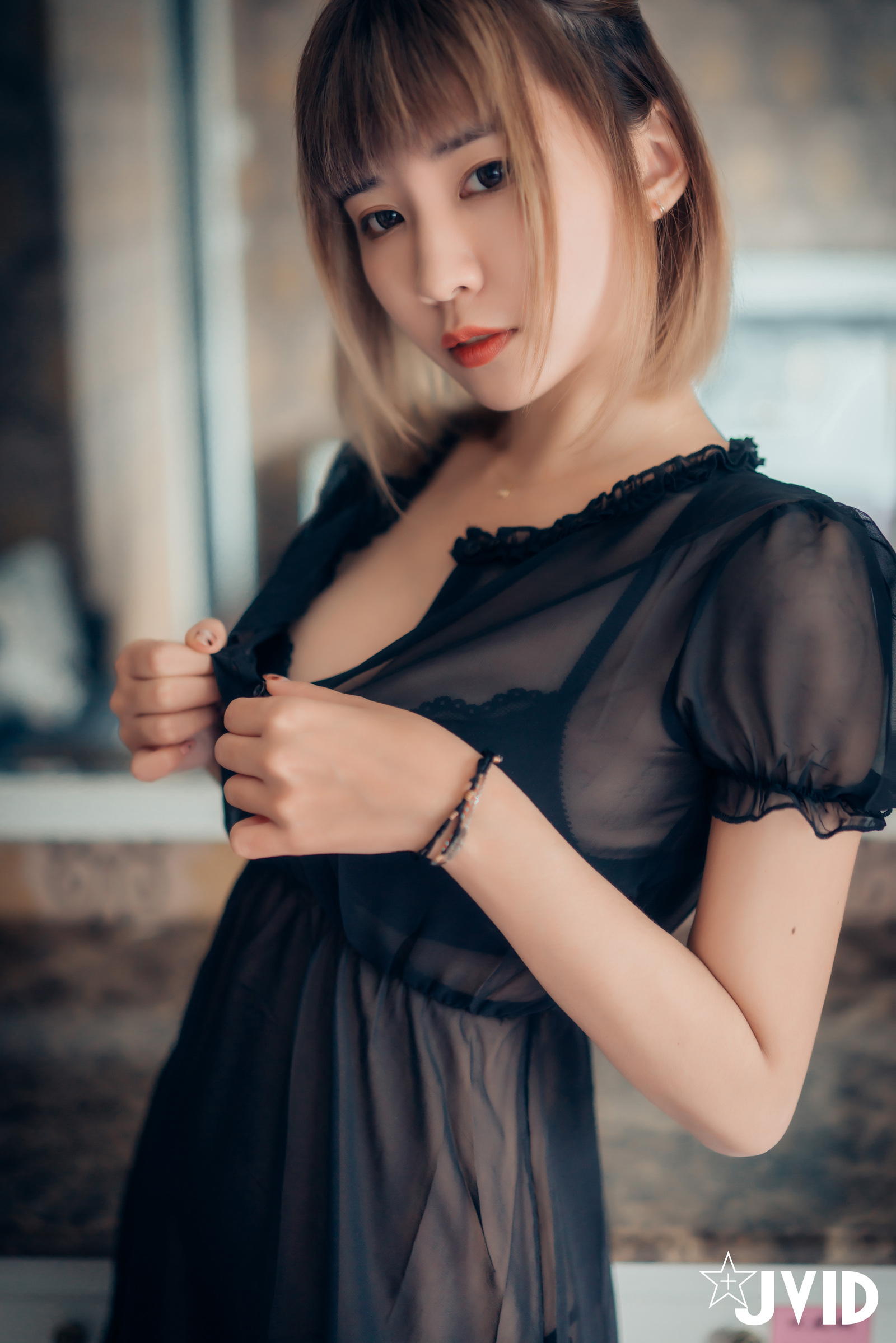 [JVID] 果寶寶 – 與巨乳女友果寶寶開房間的全裸無碼寫真
