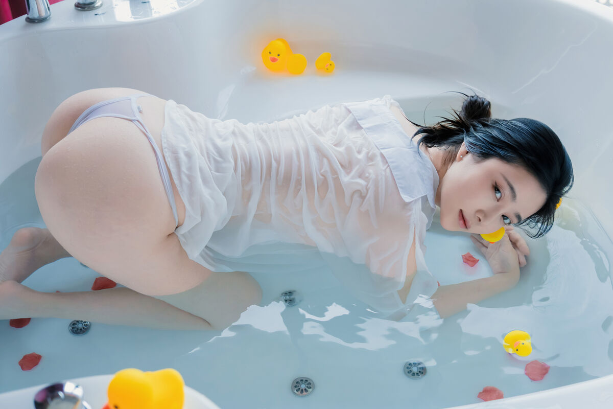 Coser@年年Nnian - 浴女