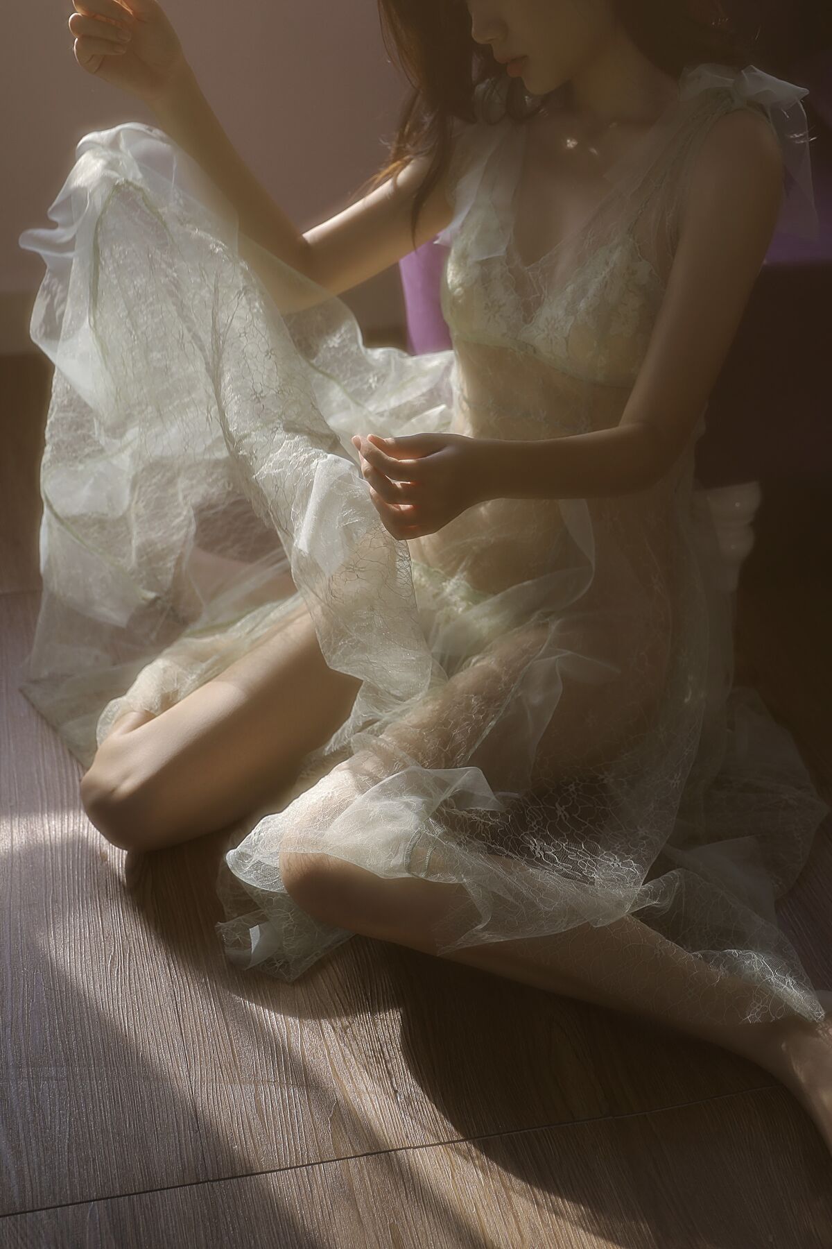 YiTuYu艺图语 Vol.10491 Liu Liu