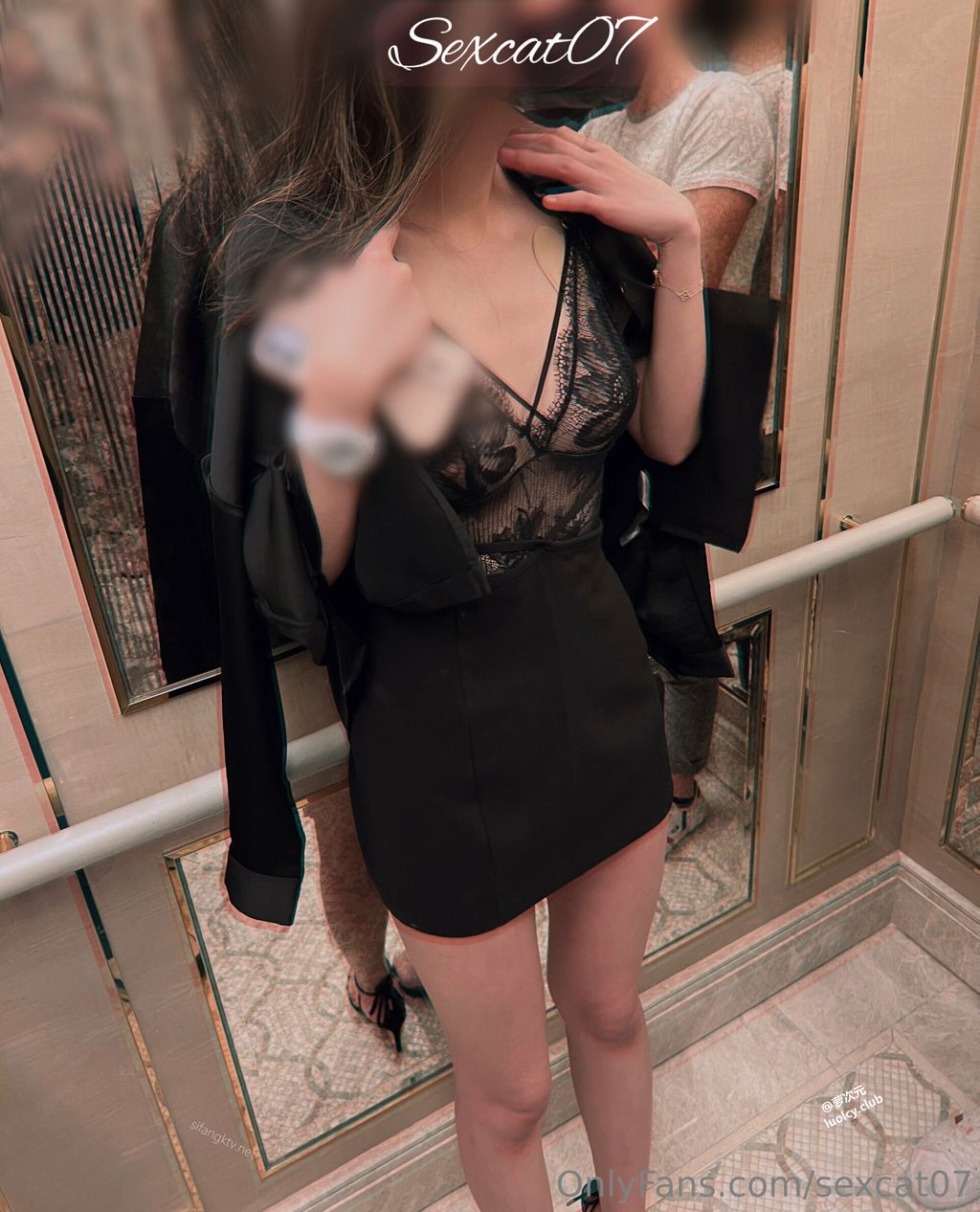 [OtherXXX] Sexcat(性感的猫)： OF究极绿帽骚妻 健身室大乱交混战