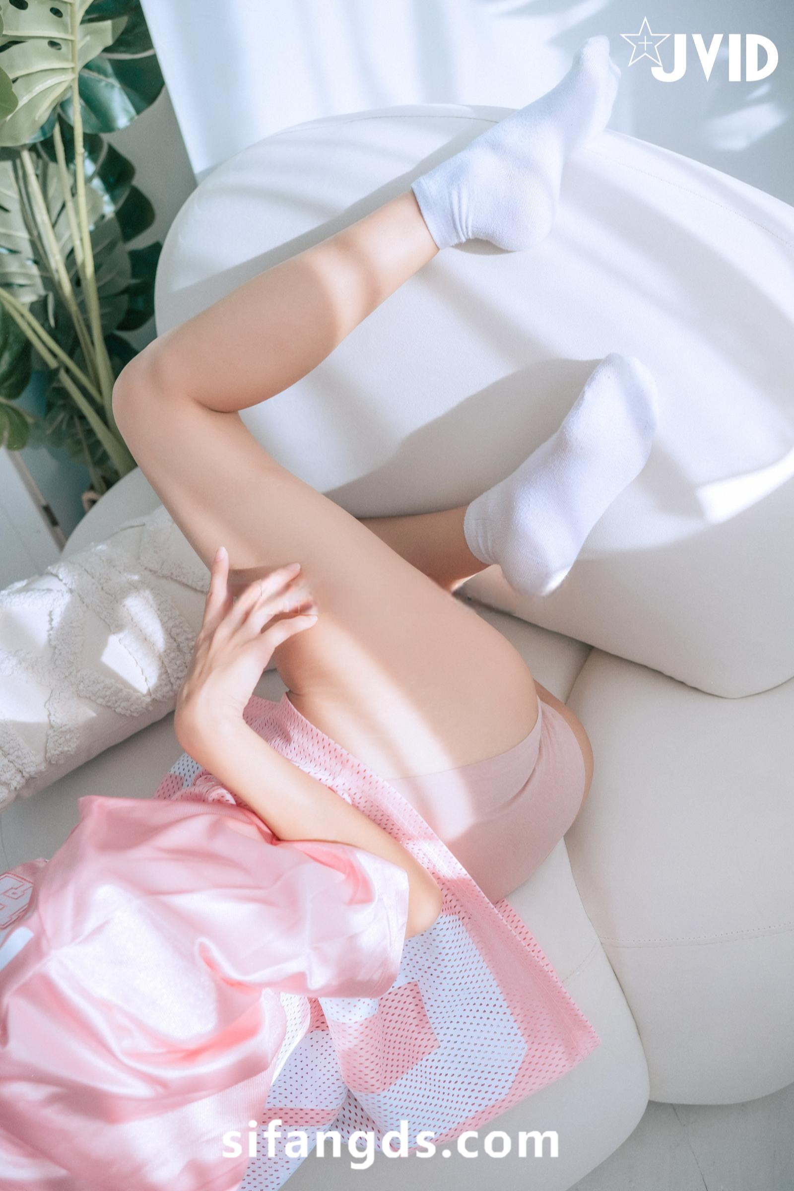 [JVID] 妍妍 Angel – 重磅人氣女神全裸露毛高價作品極品