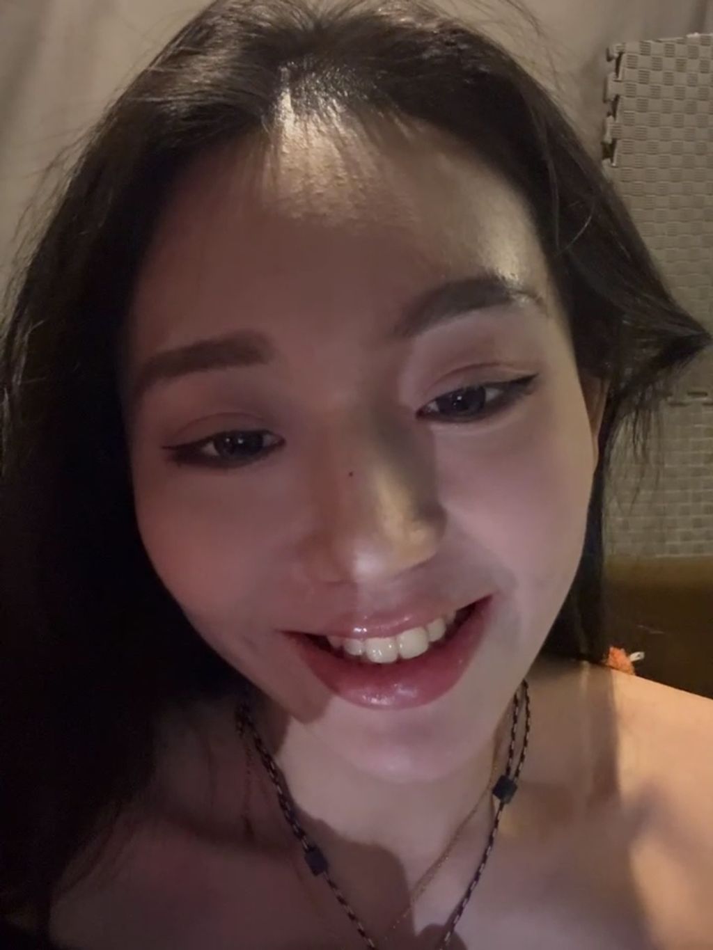 jiajia_L： 健身房内的秘密 #01