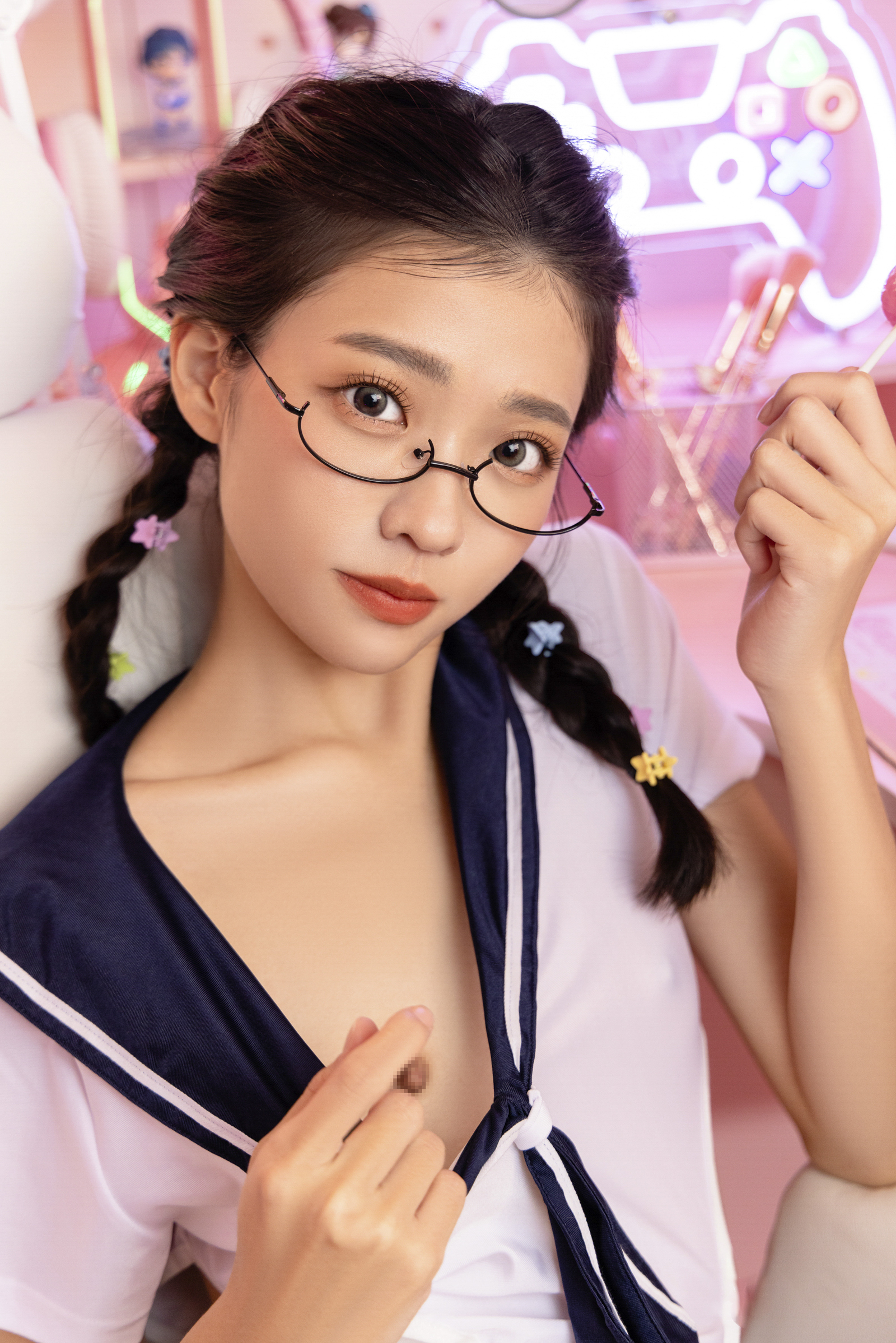 [JVID] 妍妍 Angel – 电竞少女-超可愛微乳美少女-第一次的性感開發