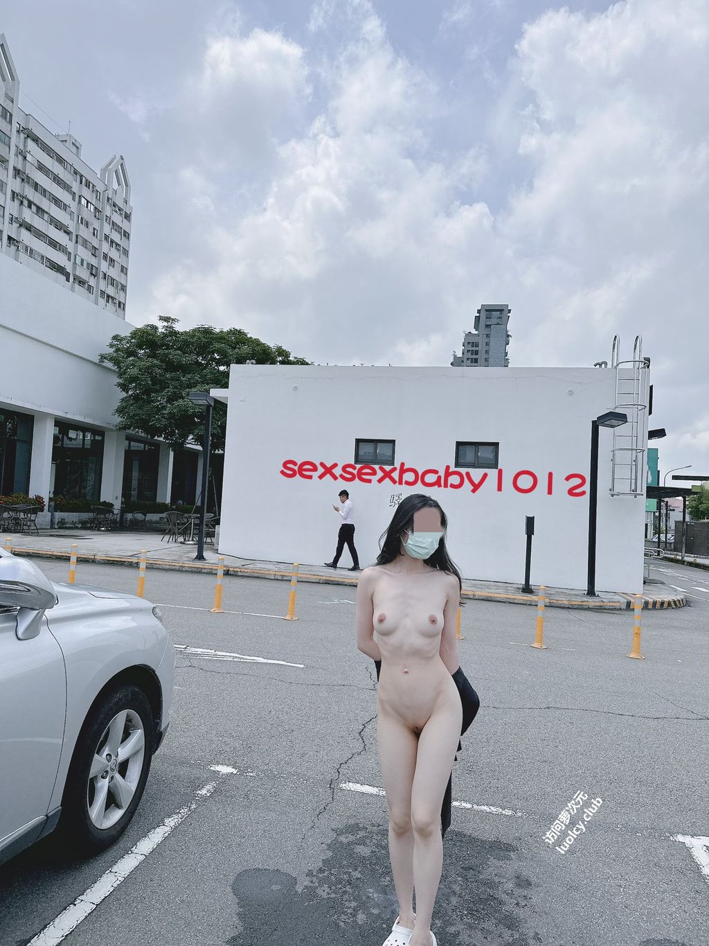 [OtherXXX] 薇安安： 极品福利姬 人前露出福利订阅
