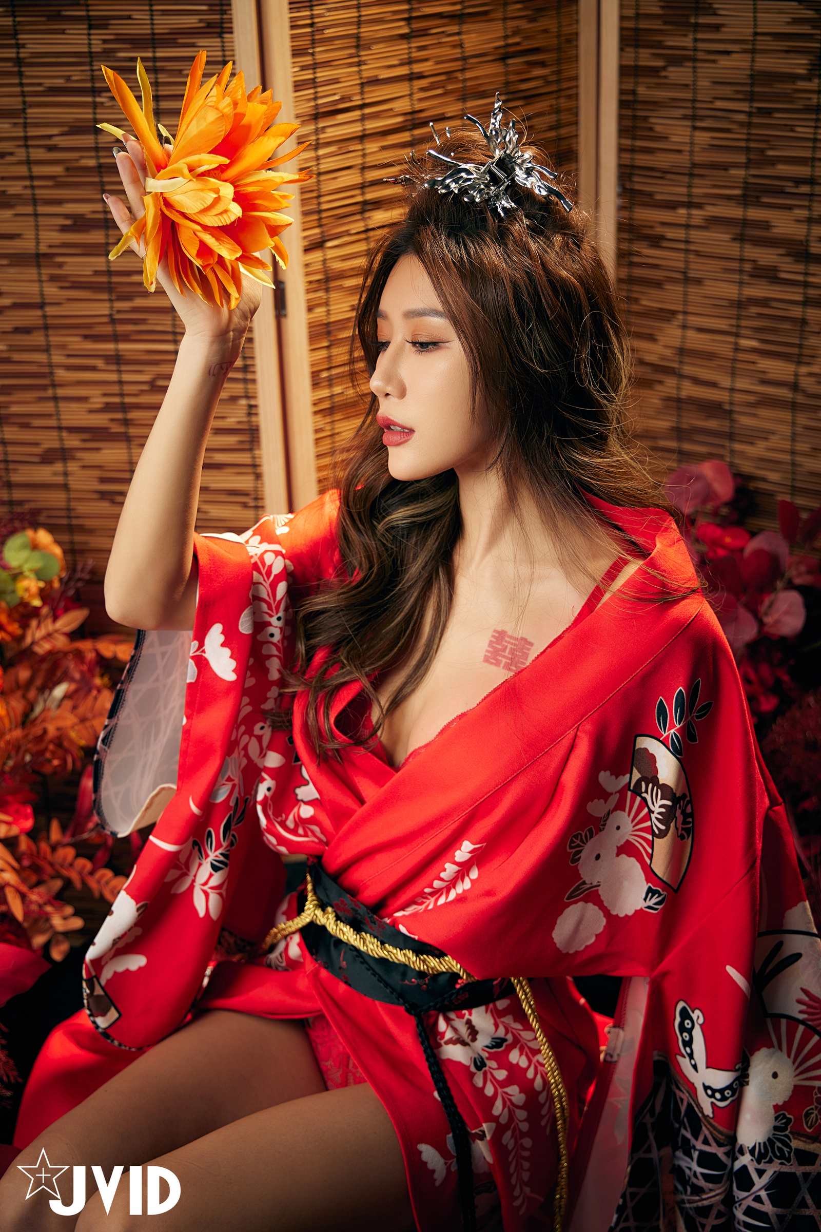 [JVID] Lara 雙囍 – 聖上寵幸首選～傾國傾城囍媚娘 婀娜多姿 酥胸外露