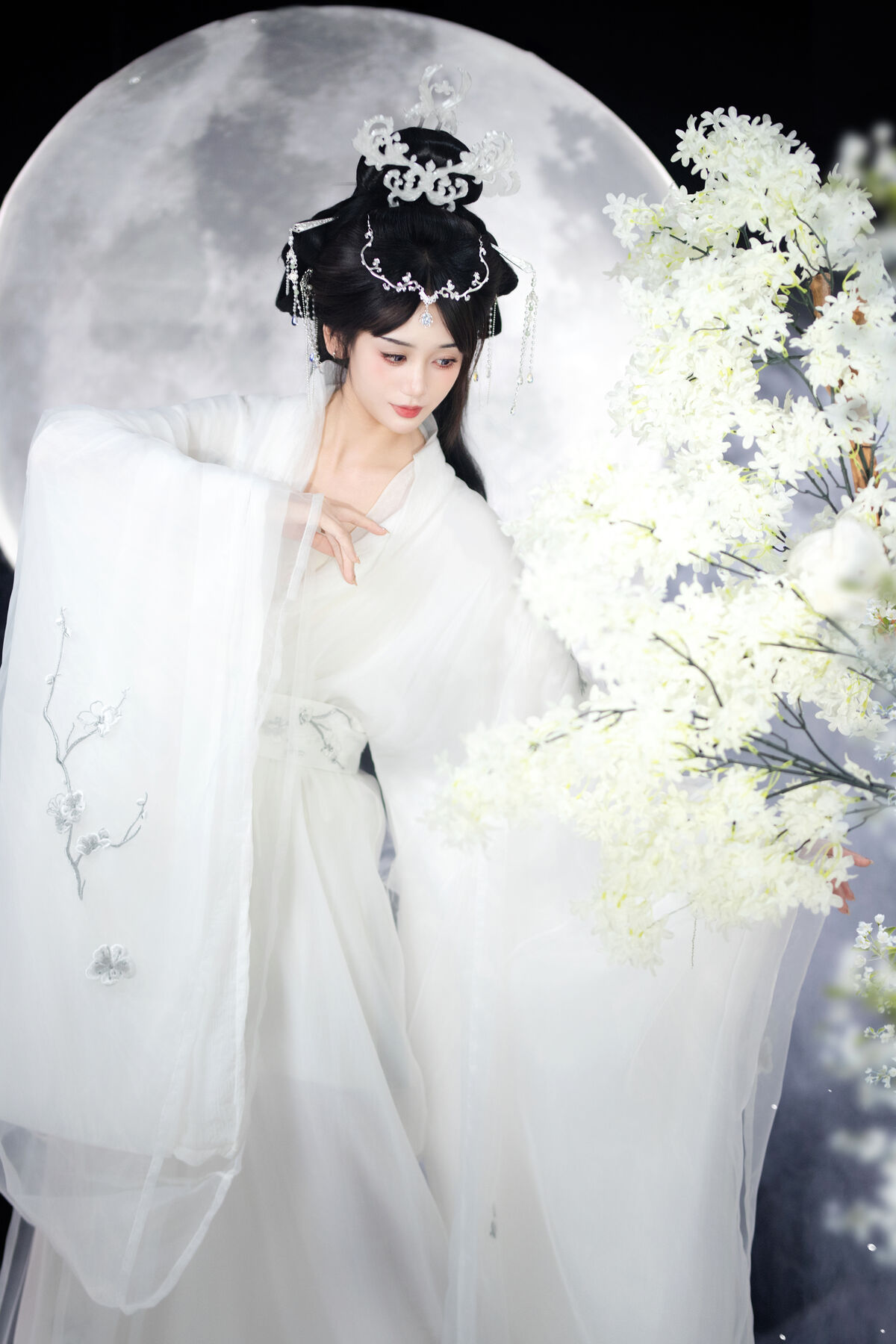 YiTuYu艺图语 Vol.10327 Yi Zhi Da Da Da Li Zi
