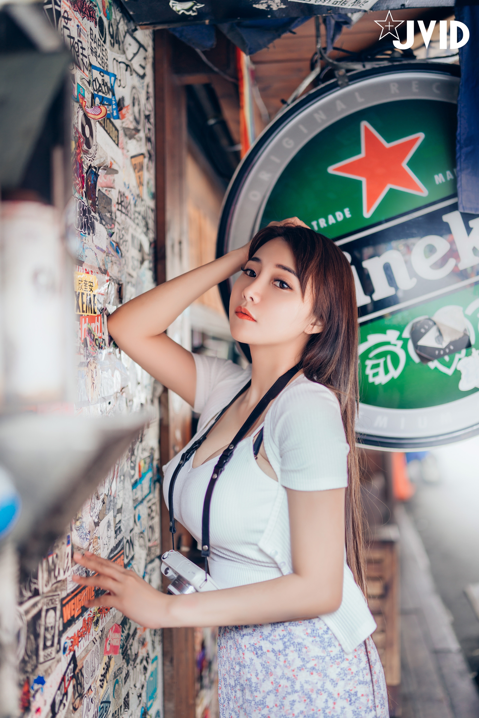 [JVID] Lele 樂樂 – 讓人可以能男女交換身體的相機一般版跟隱藏版尺度都上空無碼無遮