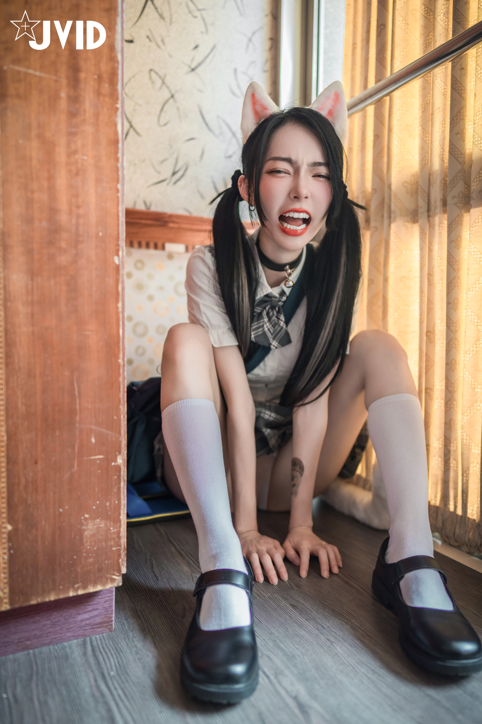 [JVID] 飄飄哥 – 貓咪收養手冊😺巨乳人形貓 女神飄飄🔞